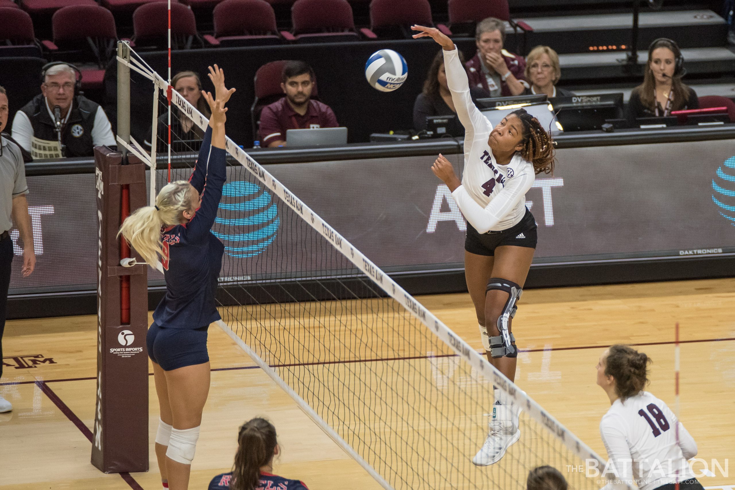 Volleyball+vs.+Ole+Miss