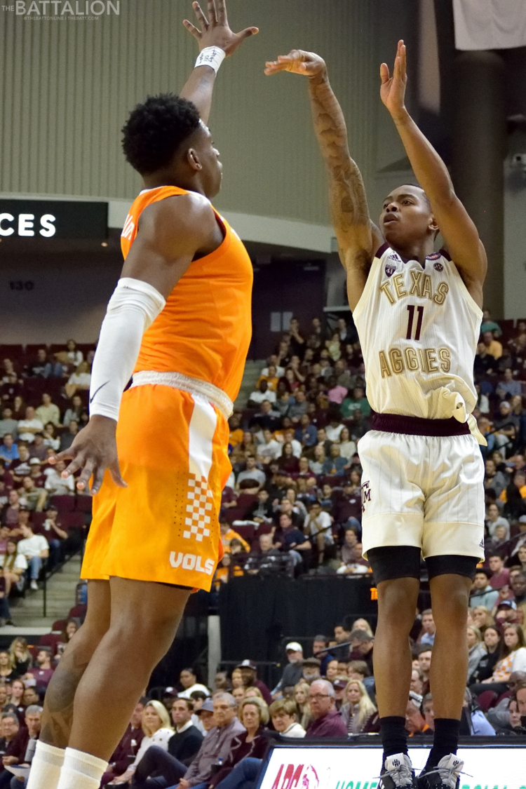 GALLERY: Men's Basketball vs. No. 1 Tennessee