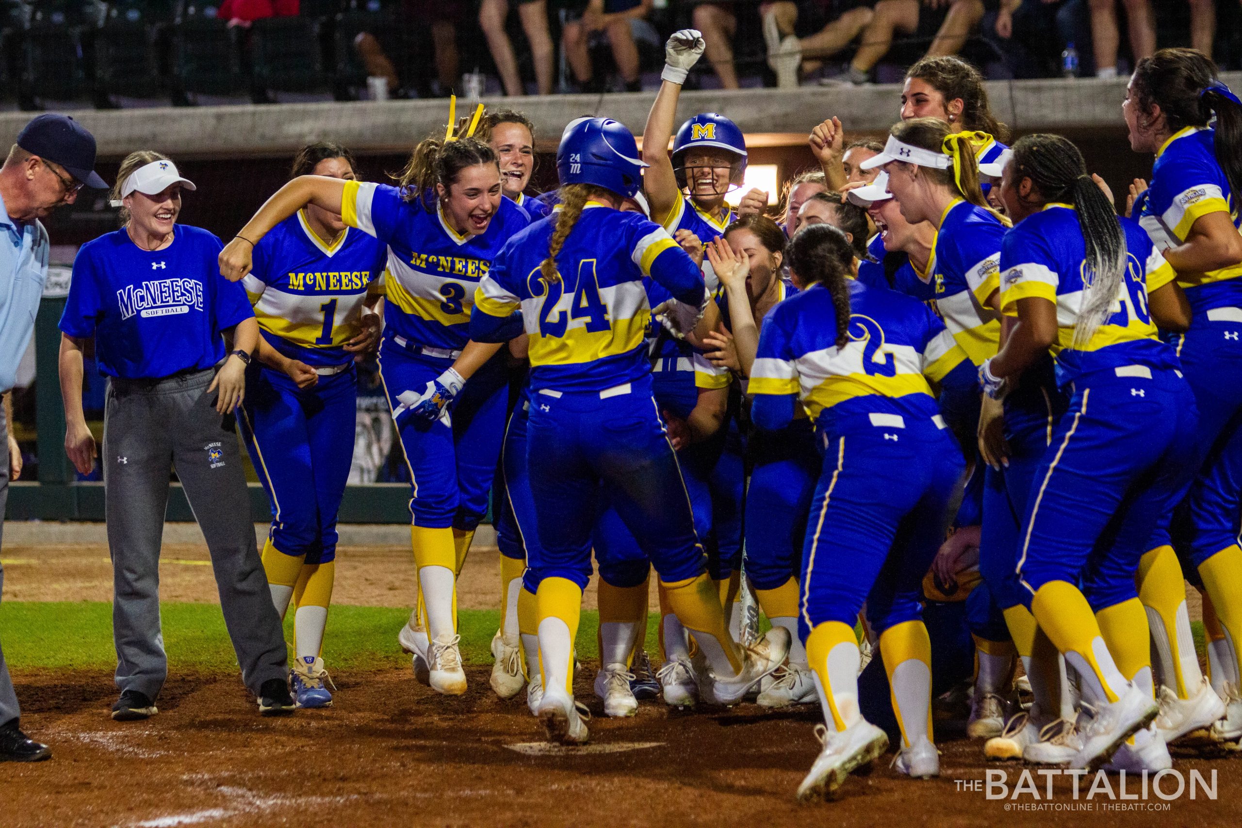 GALLERY: Softball Texas A&M Invitational Day 1