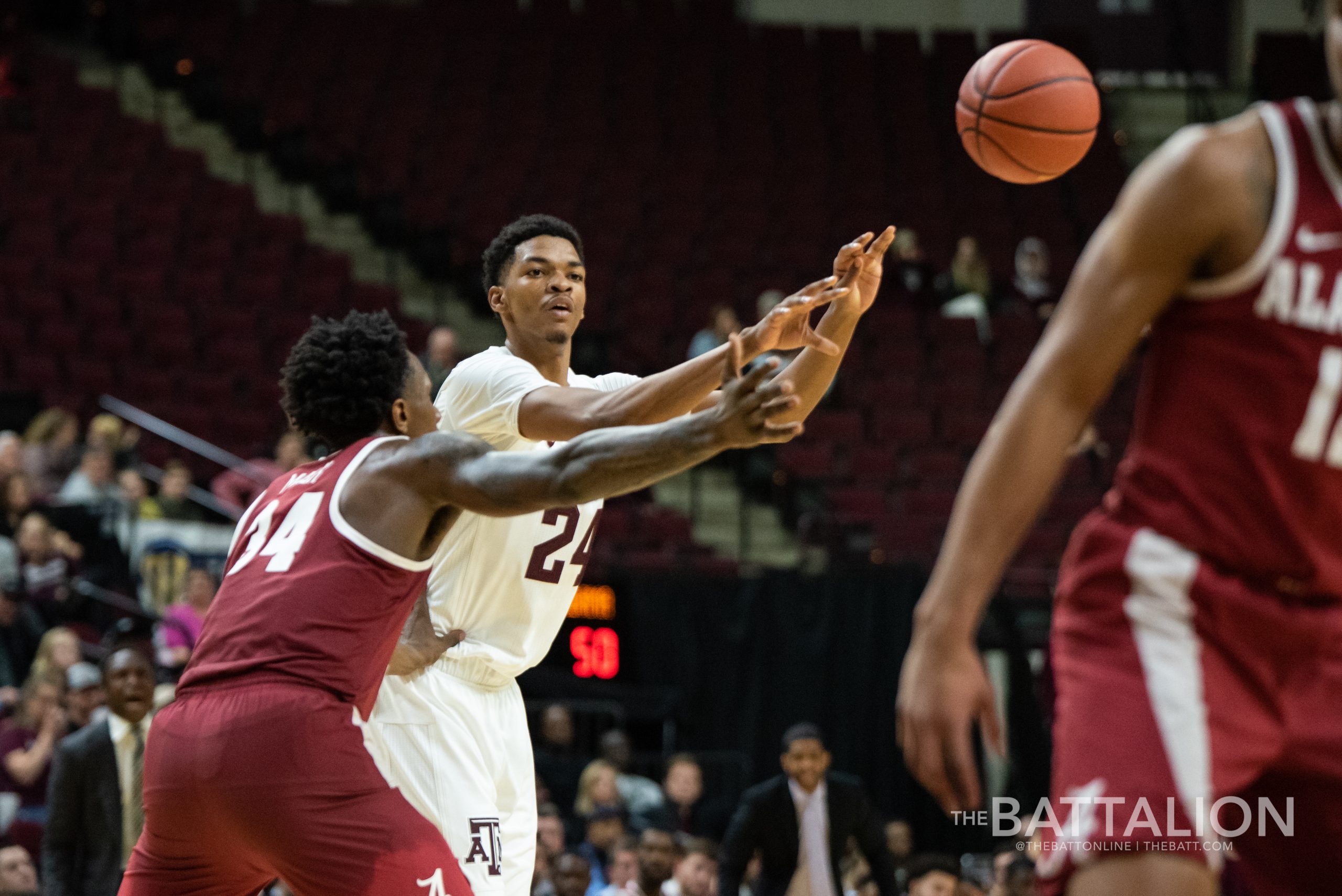 GALLERY: Men's basketball vs. Alabama