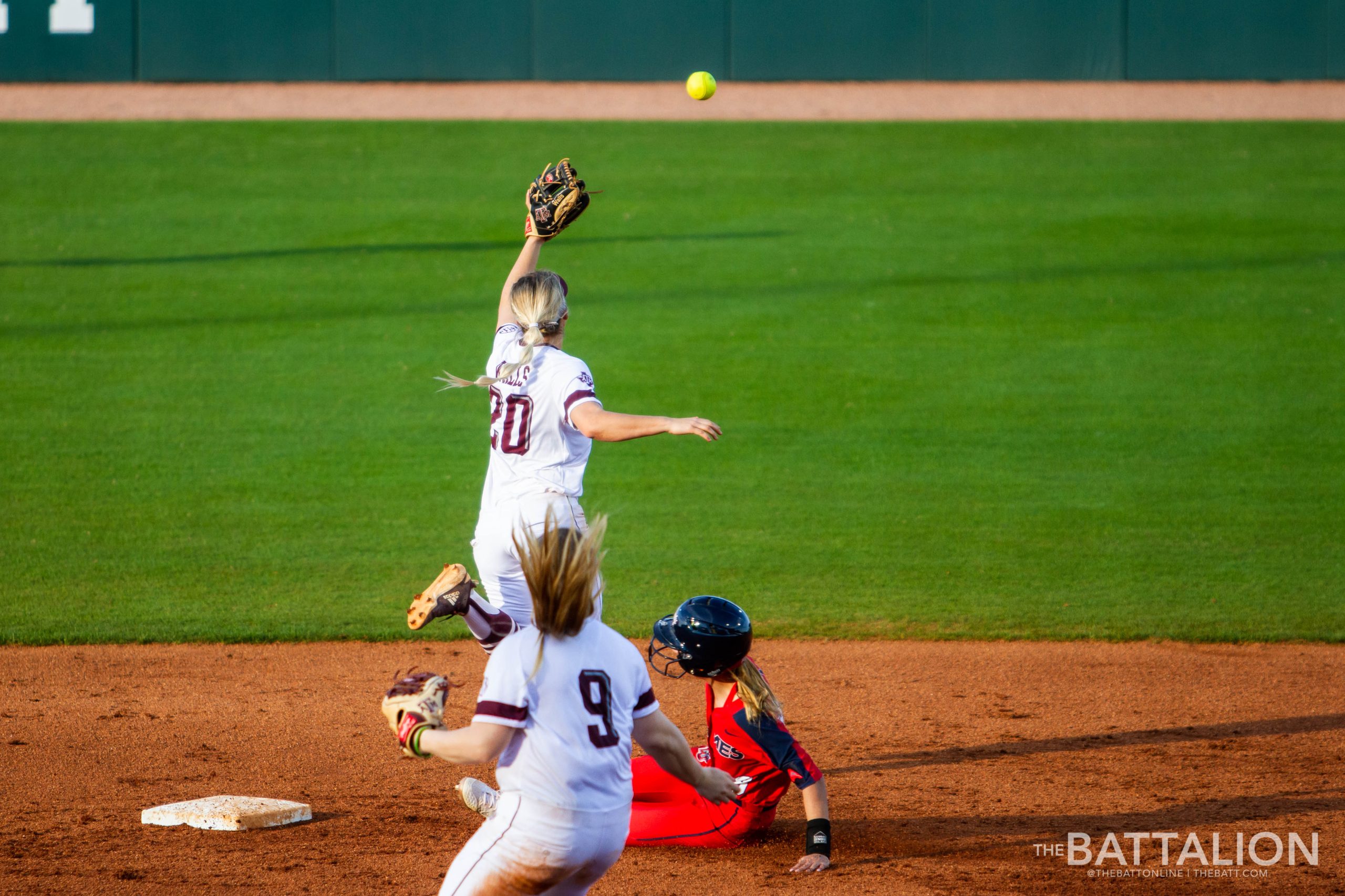 GALLERY%3A+Softball+Texas+A%26M+Invitational+Day+1