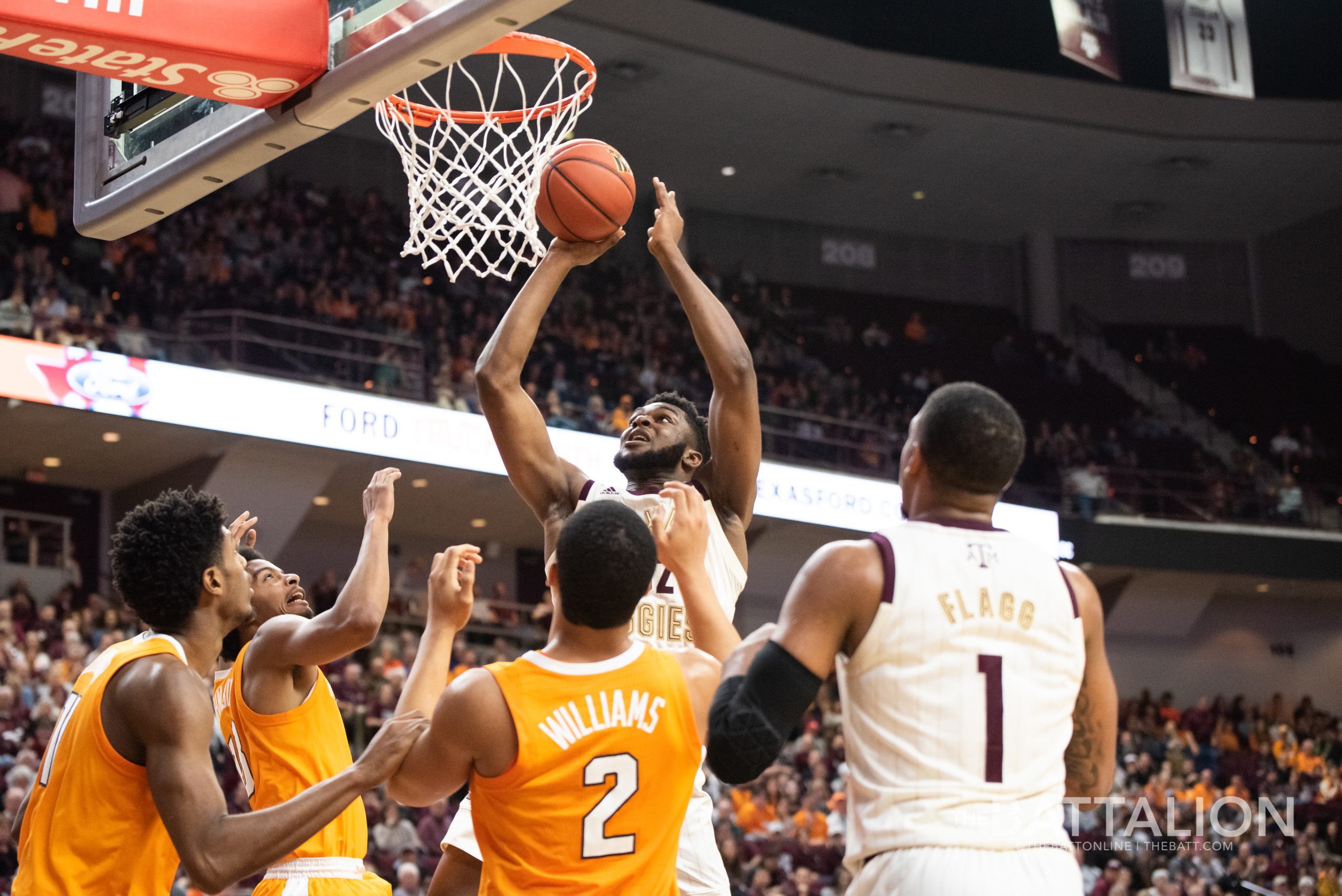 GALLERY: Men's Basketball vs. No. 1 Tennessee