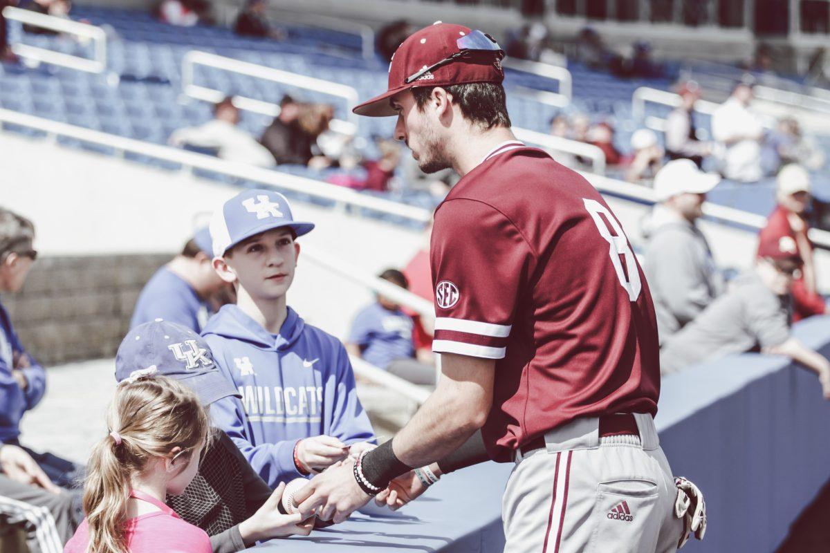 Junior+Braden+Shewmake+talks+to+young+University+of+Kentucky+fans+after+the+game+on+Sunday+afternoon.