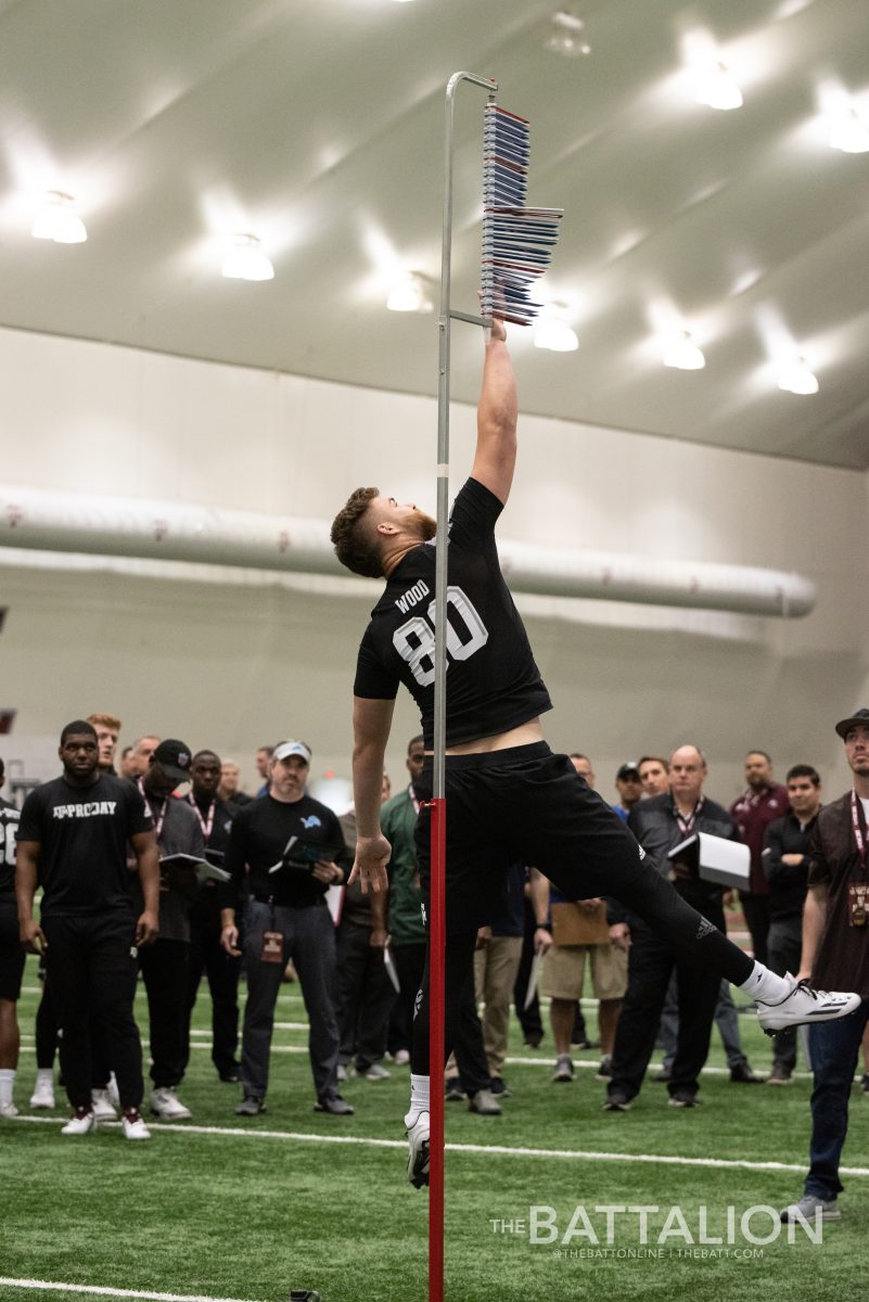 Trevor Wood participates in the vertical jump.