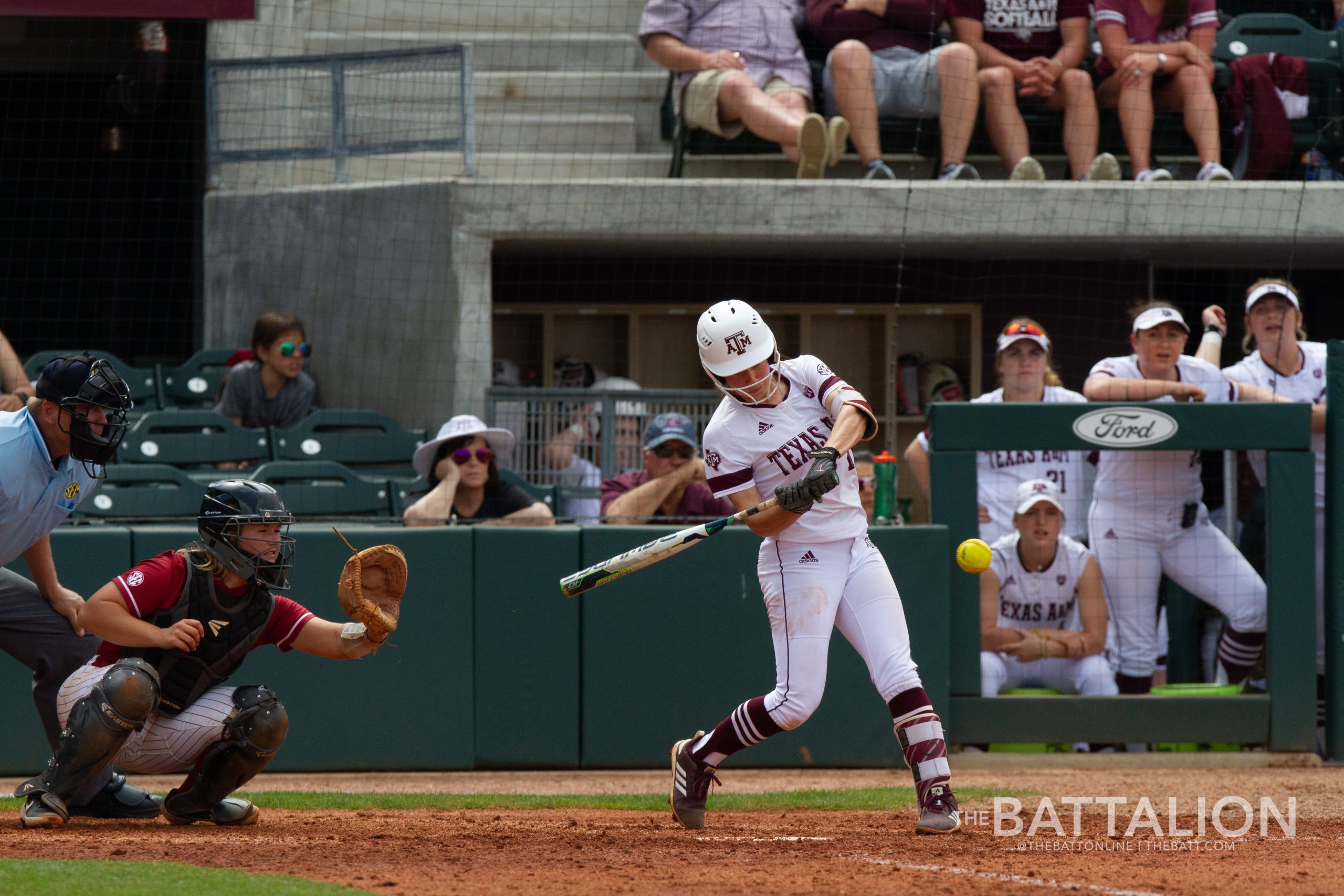 GALLERY%3A+Softball+vs.+Alabama+Game+3