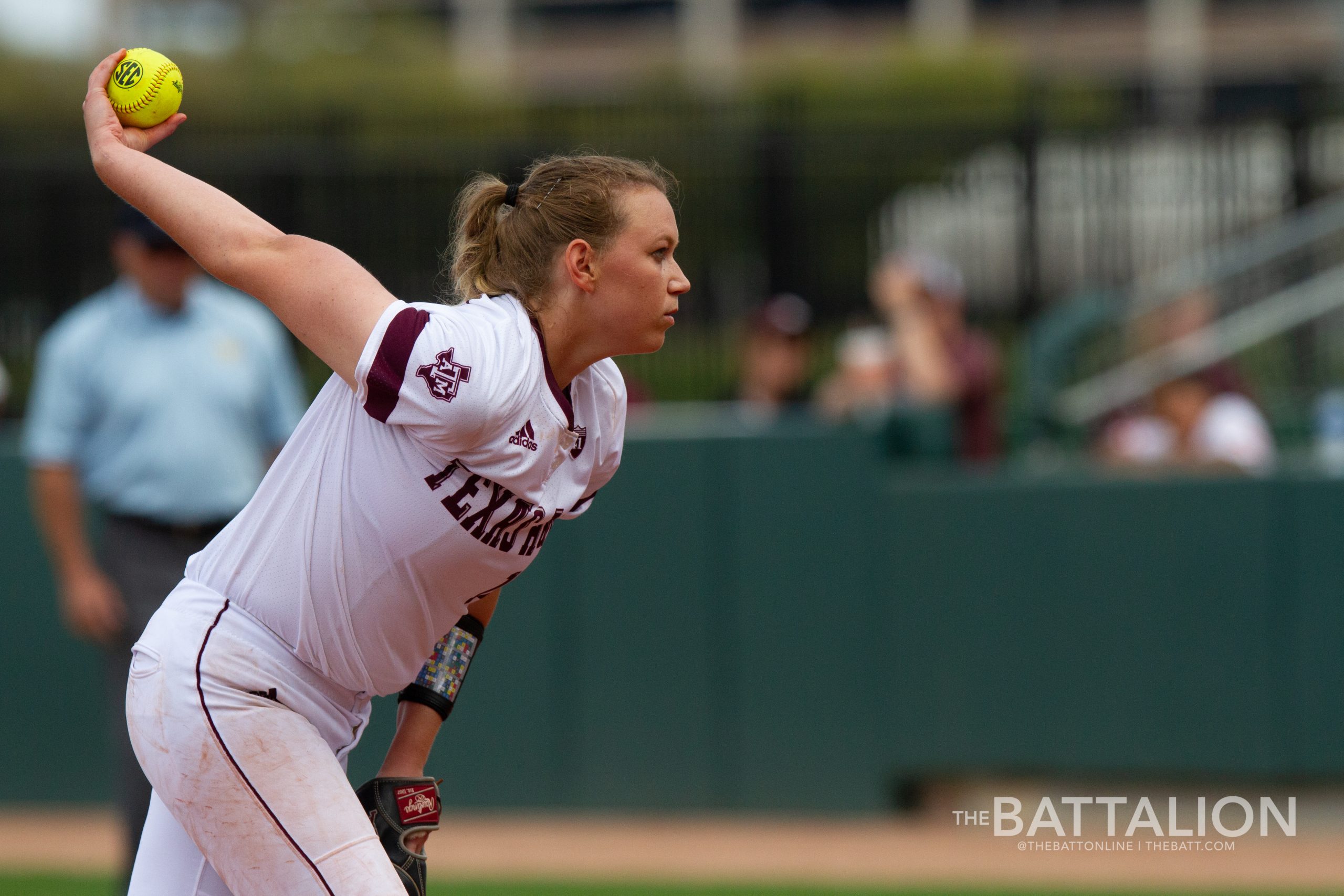 GALLERY: Softball vs. Alabama Game 3