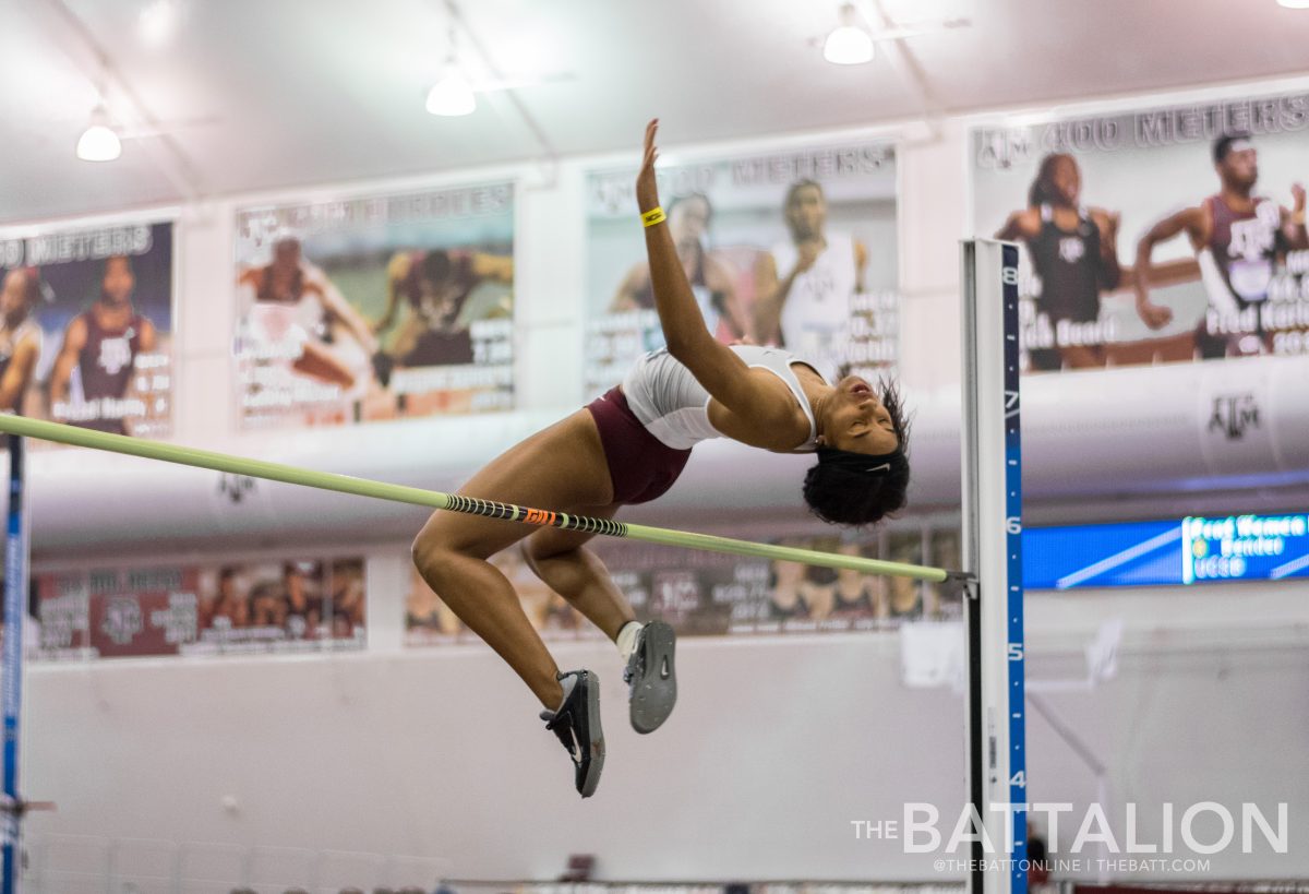 Freshman%26%23160%3BTyra+Gittens+placed+fifth+in+the+high+jump+portion+of+the+Pentathlon+competition.