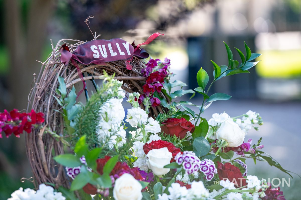 The Sul Ross Group placed a wreath at the Sul Ross statue on May 4 in recognition of the 100th anniversary of its unveiling on campus.