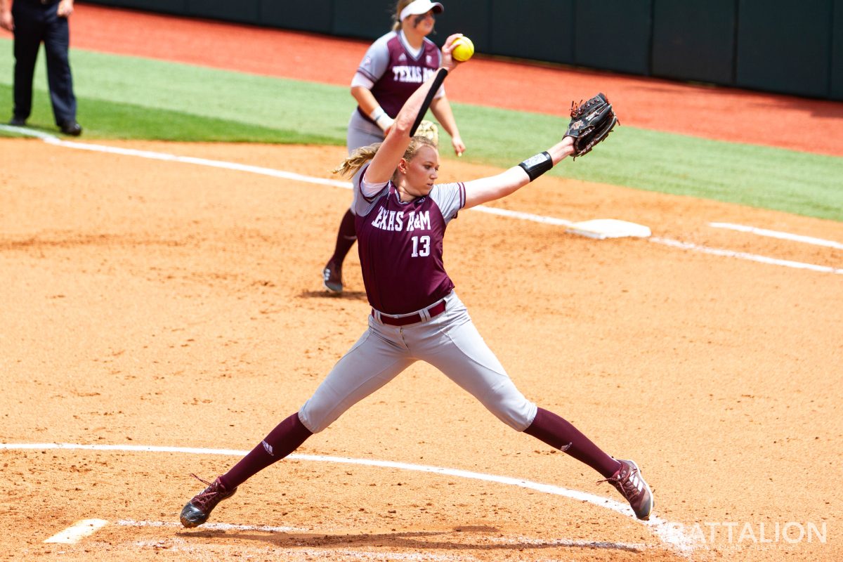 Junior+pitcher+Kendall+Potts+threw+for+5.0+innings+with+three+strikeouts.