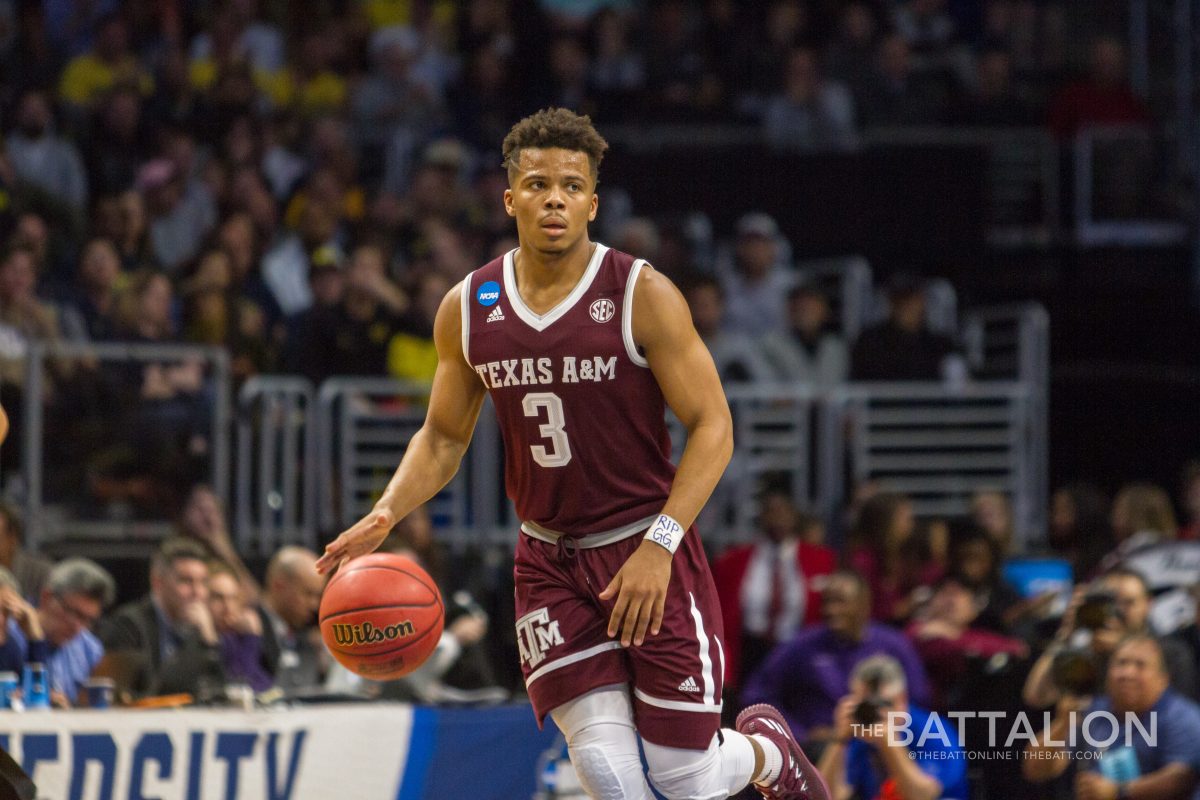 Admon Gilder scored 10 points in the Aggies' 99-82 loss.