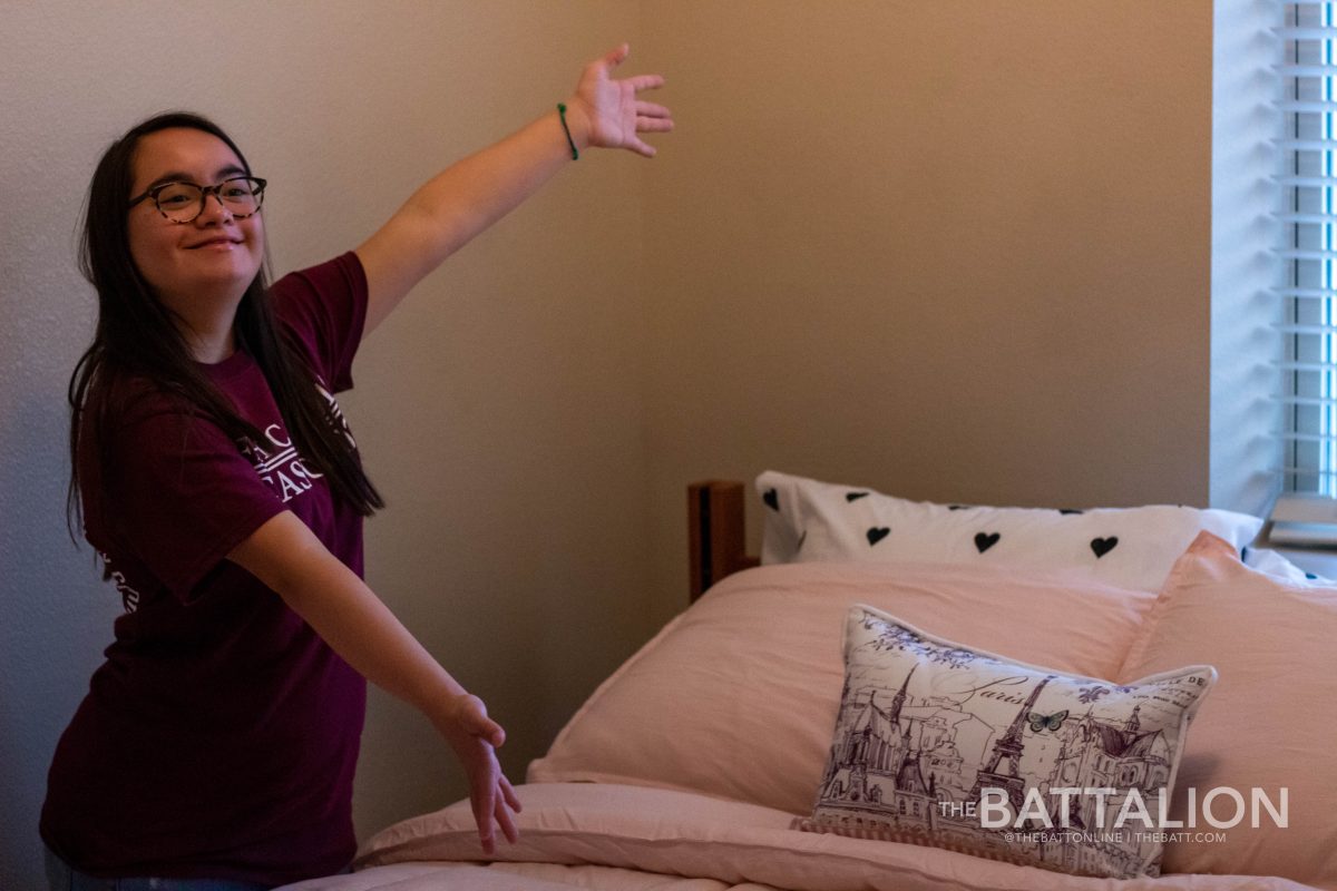 Aggie ACHIEVE student Alexis Villarreal moved into her campus apartment on Aug 17.
