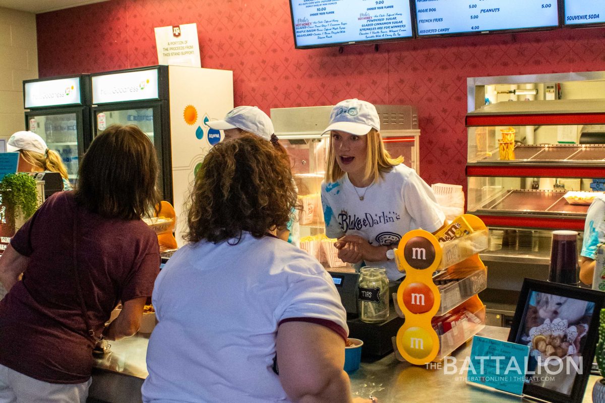 In addition to its trailer, Donut Darlin’ shares a concession stand with Blake’s Steaks behind section 242 in Kyle Field.