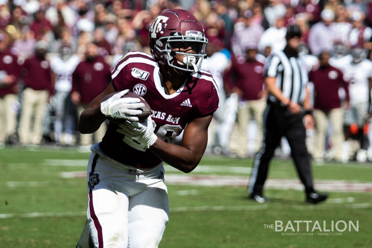 Isaiah+Spiller+had+one+rushing+touchdown+in+the+Aggie+win+against+Mississippi+State.