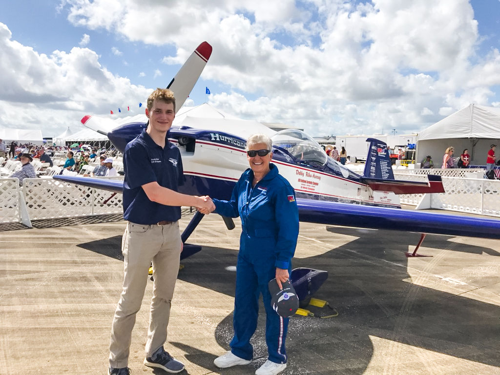 Two Aggies receive aviation scholarships