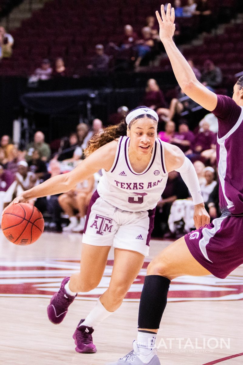 Junior Chennedy Carter had 16 points in the win against Little Rock.