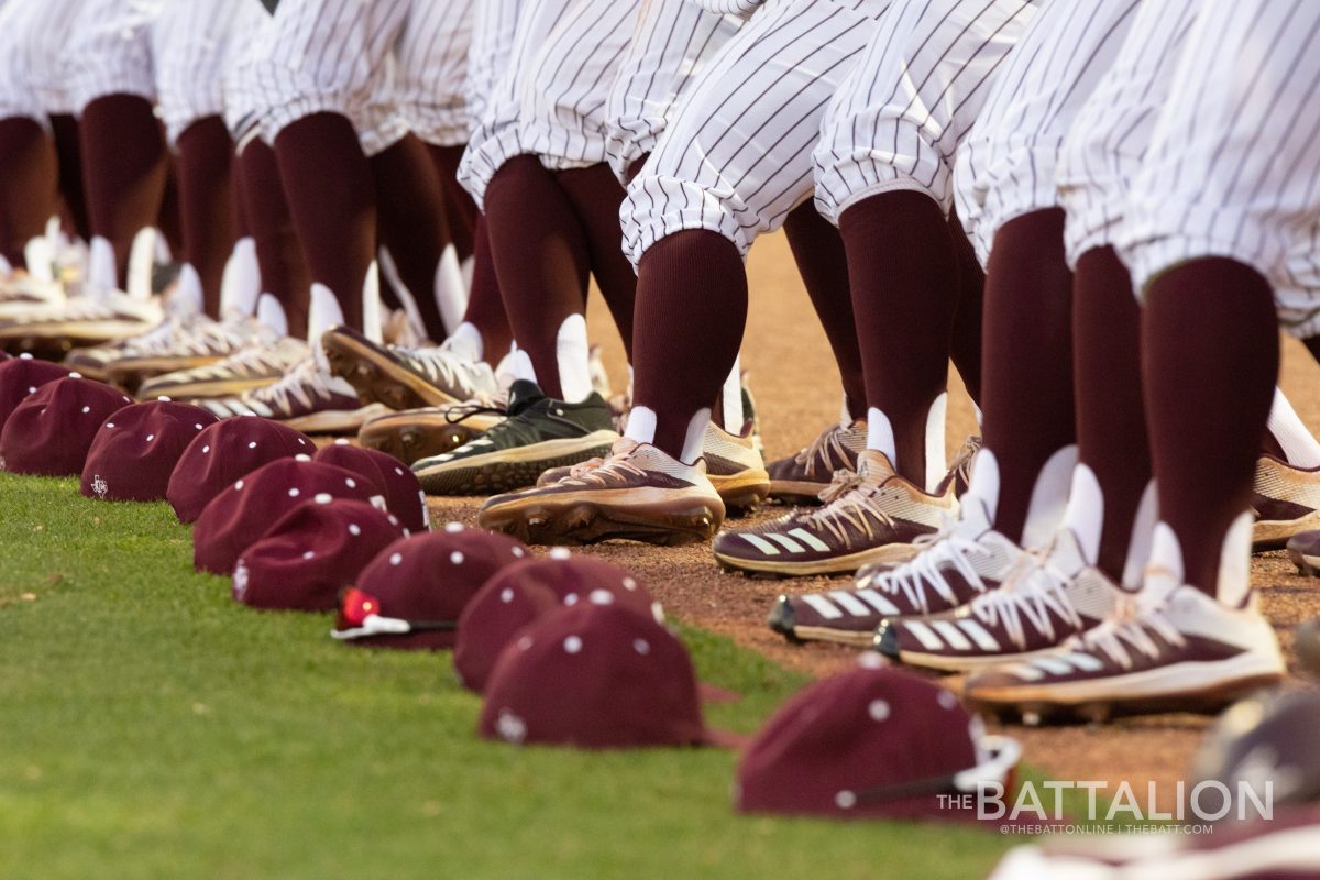 The team crossed their left foot over their neighbors' right foot and sung the War Hymn together before the game.