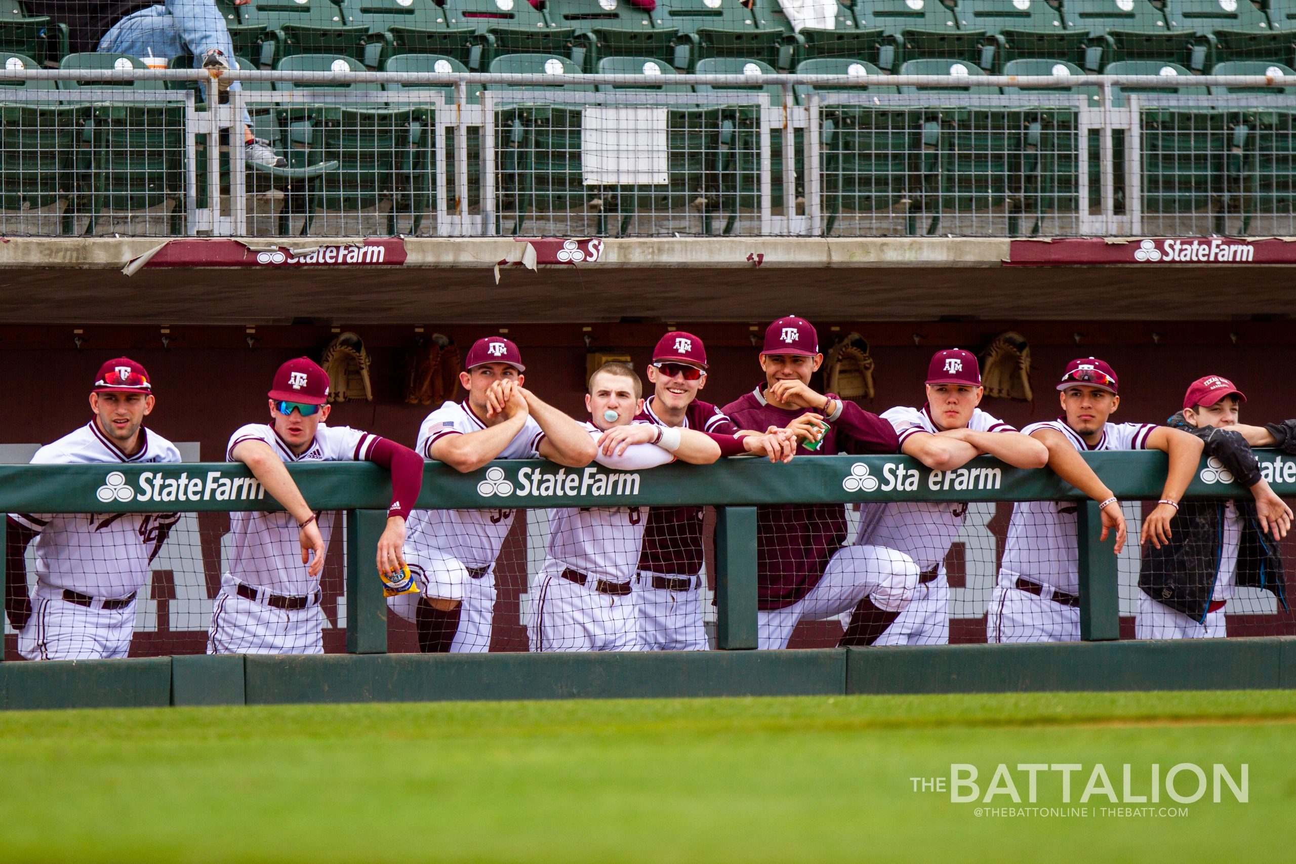 GALLERY%3A+Baseball+Maroon+and+White+Scrimmage