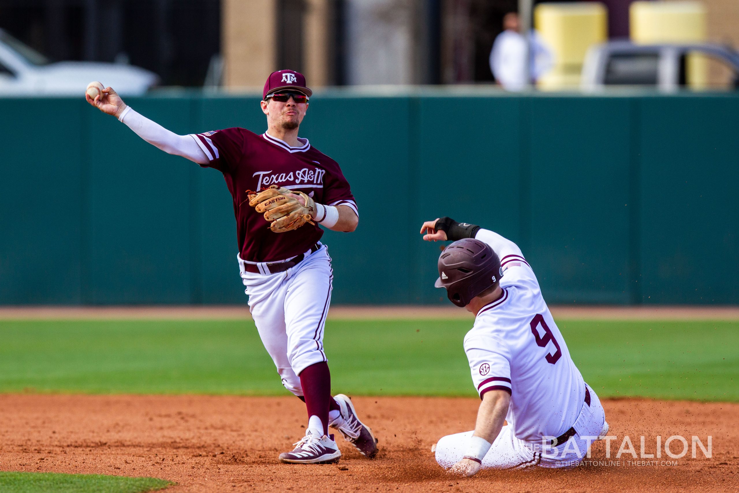 GALLERY%3A+Baseball+Maroon+and+White+Scrimmage