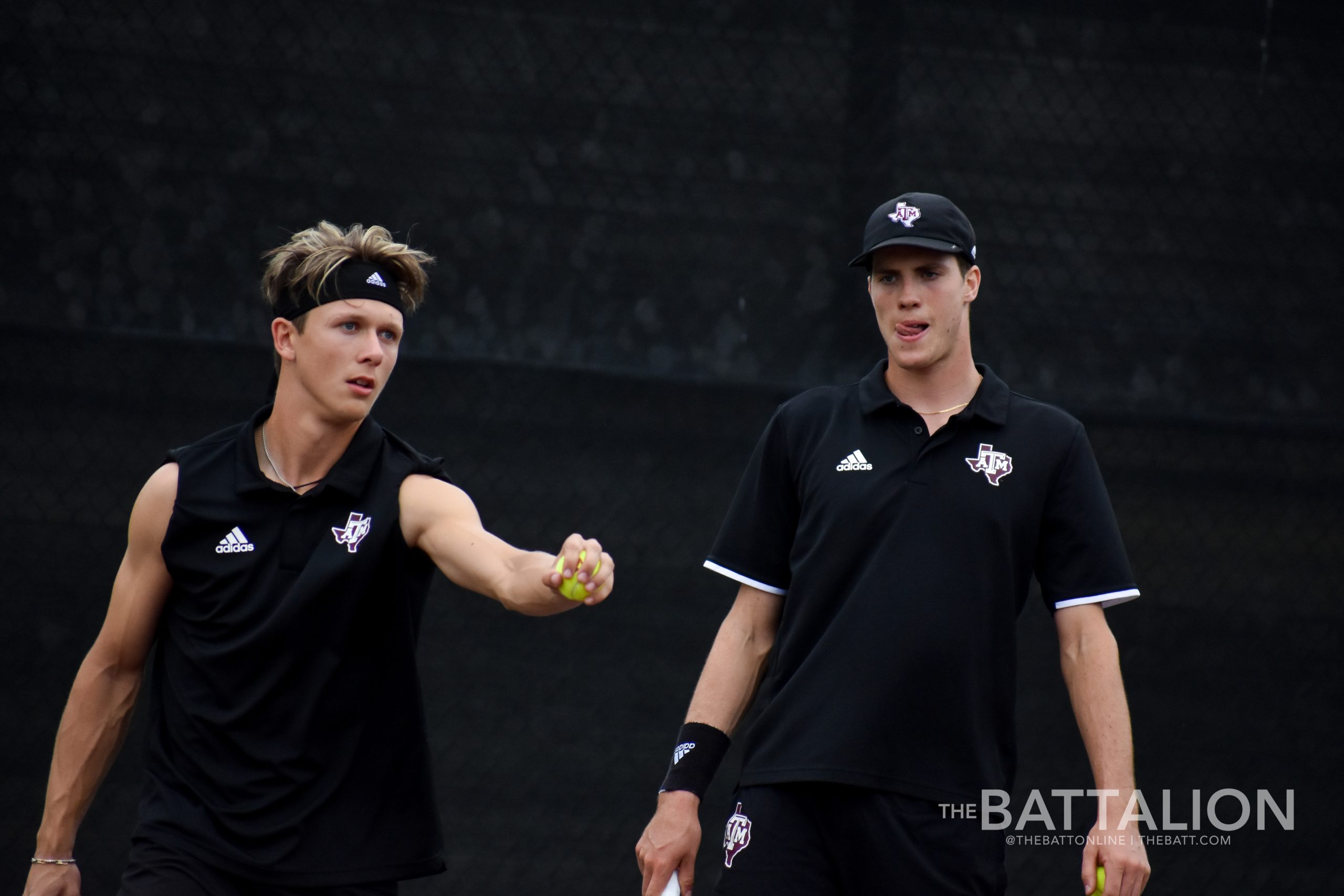 GALLERY%3A+Mens+Tennis+vs.+Valpo