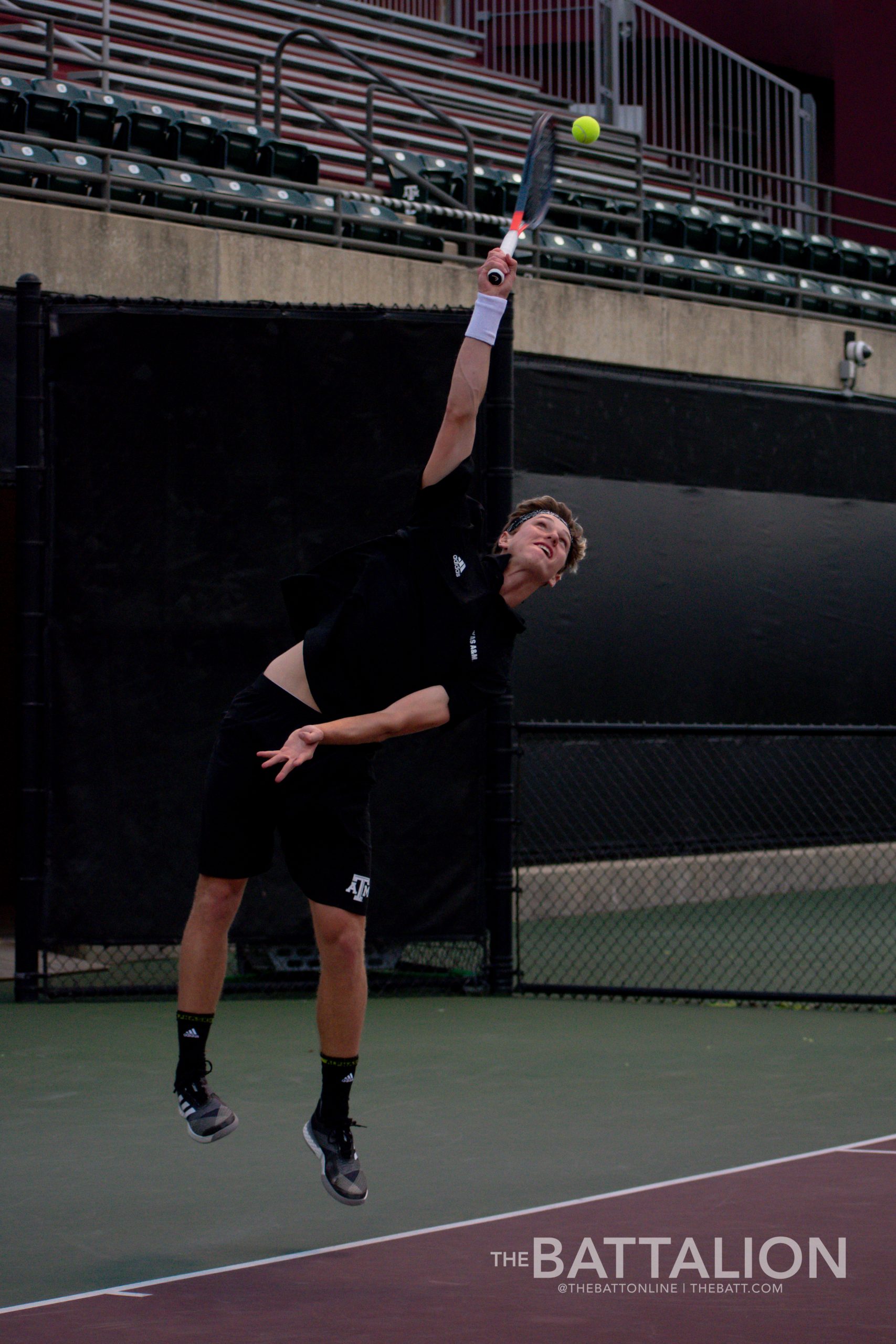 GALLERY%3A+Mens+Tennis+vs.+Valpo