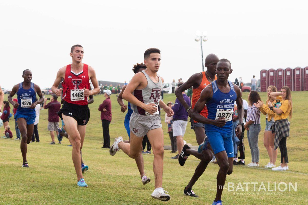A runner from Middle Tennessee looks back to sophomore Eric Casarez right behind him.