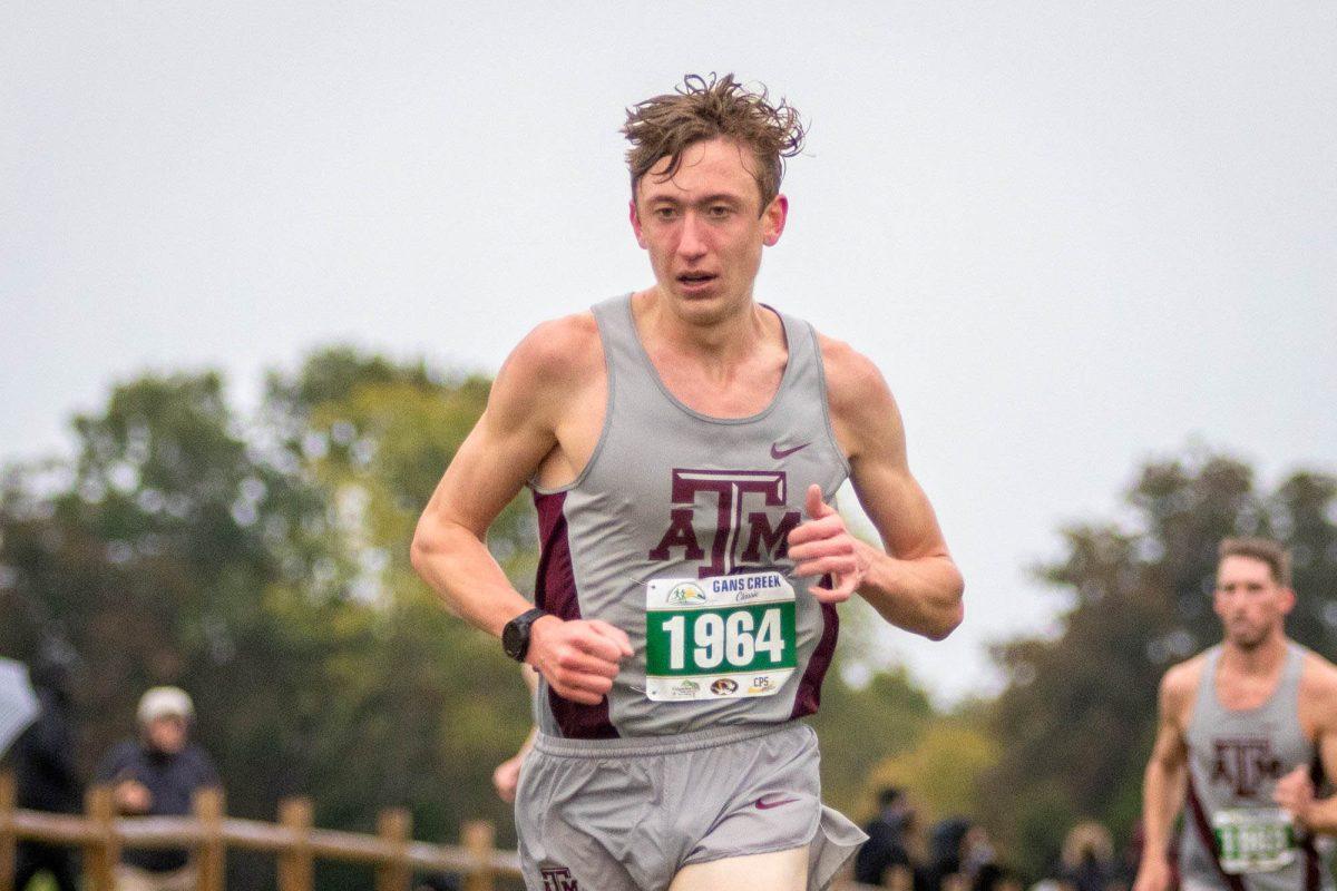 Redshirt freshman Teddy Radtke finished sixth overall at the Cross Country meet in Columbia, Missouri on Saturday.