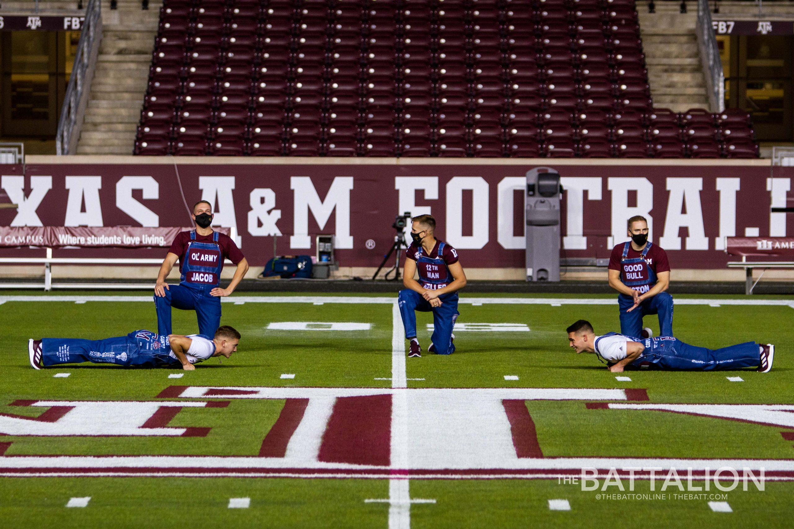 GALLERY%3A+Midnight+Yell+vs.+Arkansas