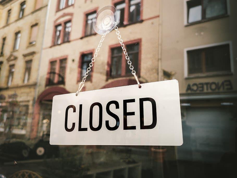 Closed+Sign