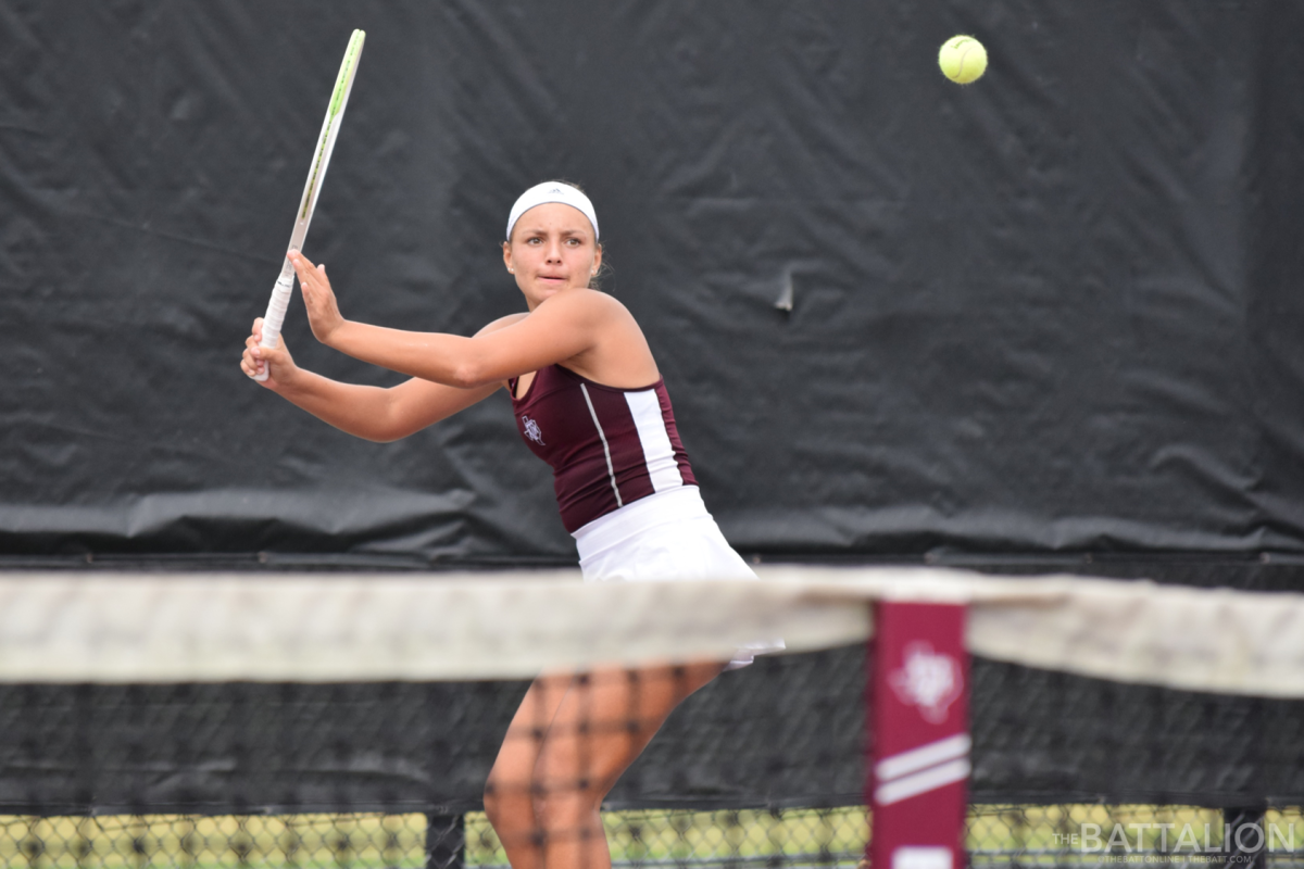 Senior+Tatiana+Makarova+went+undefeated+in+the+Aggie+Halloween+Classic.