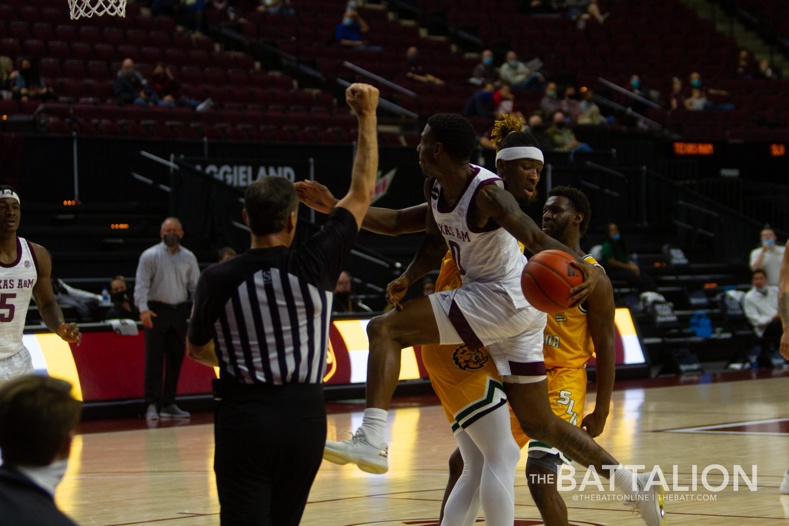 GALLERY: Men's Basketball vs. Southeastern Louisiana