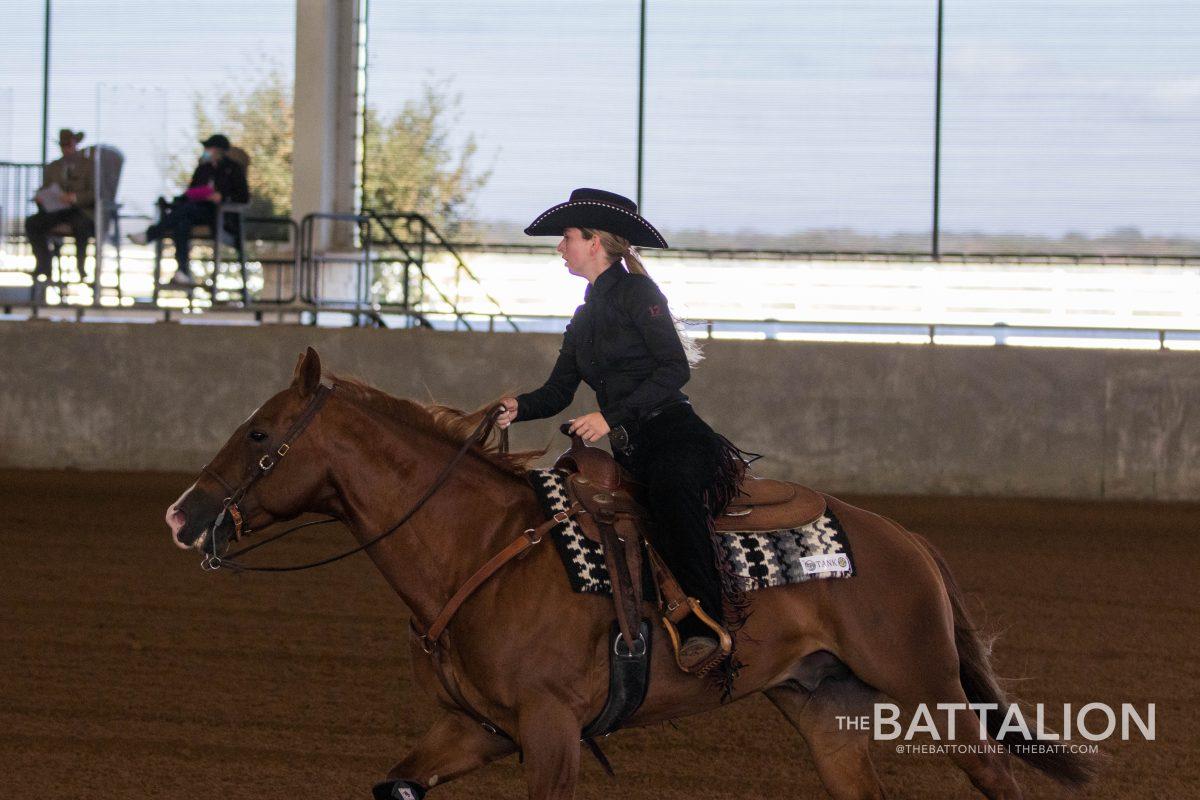 Junior Taylor Masson earned her first career victory with a score of 71.5 in Reining. 