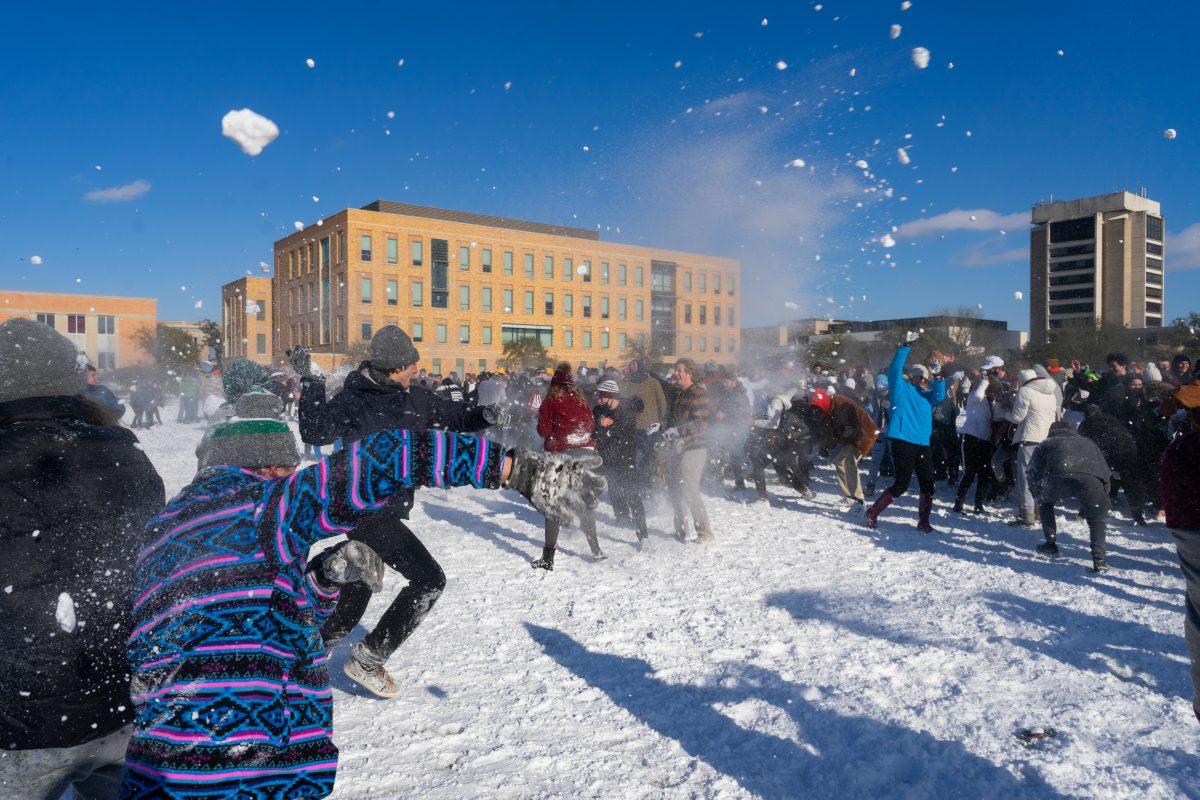 A huge student snowball fight took place on Simpson Drill Field on the afternoon of Feb. 15th.