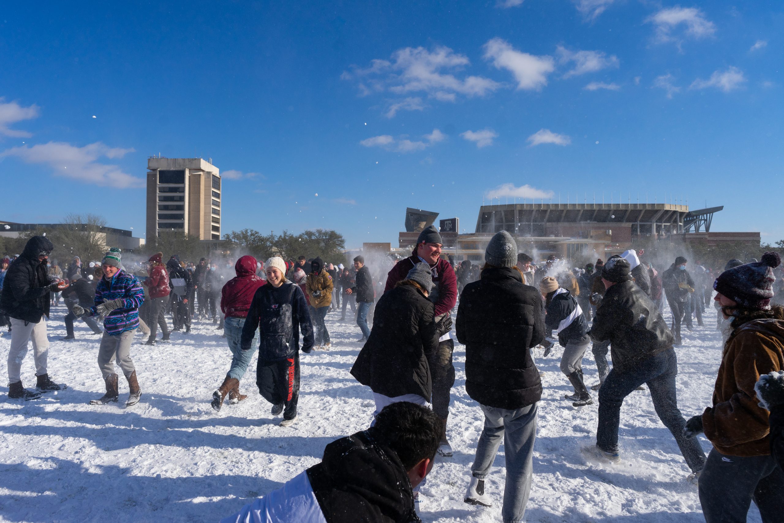 GALLERY: Snowball Fight on Simpson Field