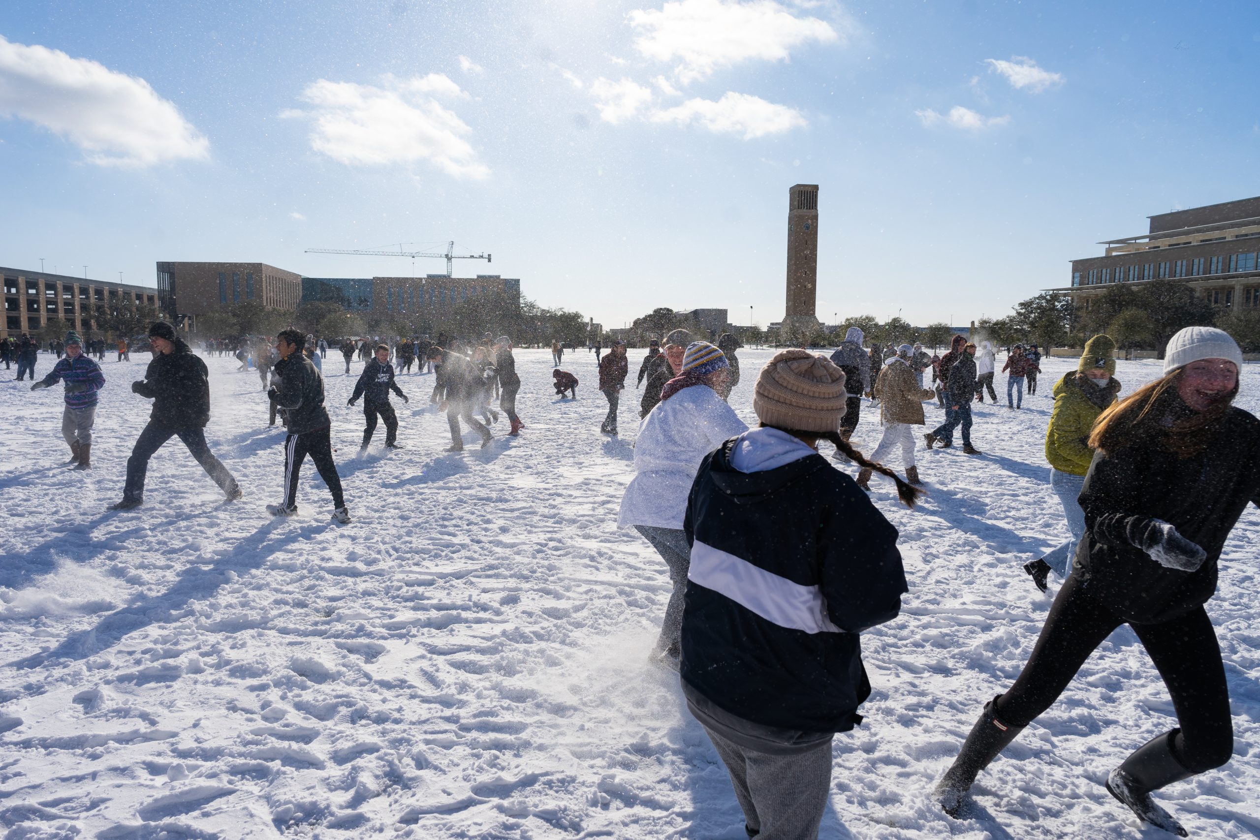 GALLERY: Snowball Fight on Simpson Field