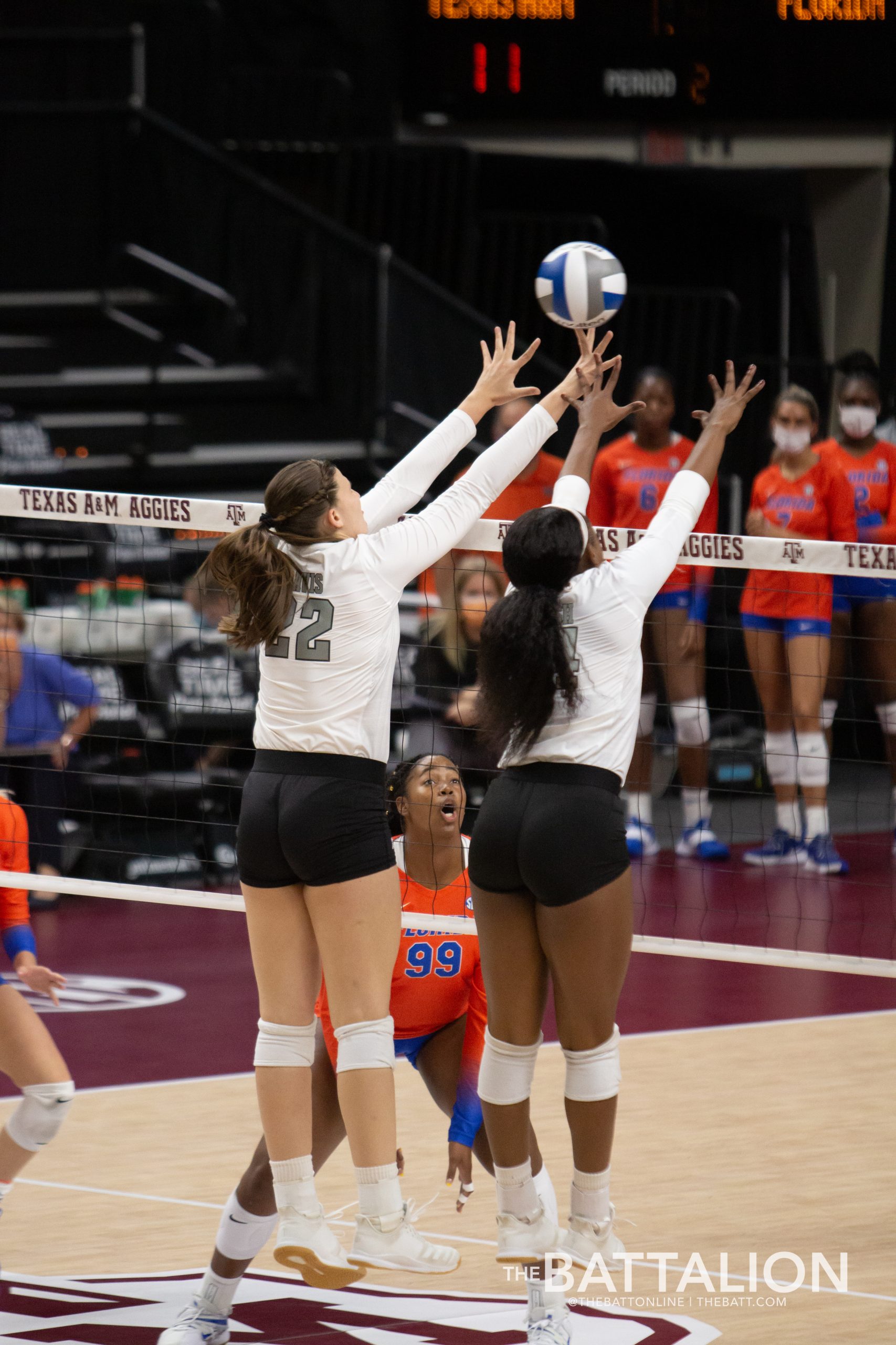 GALLERY: Volleyball vs. Florida