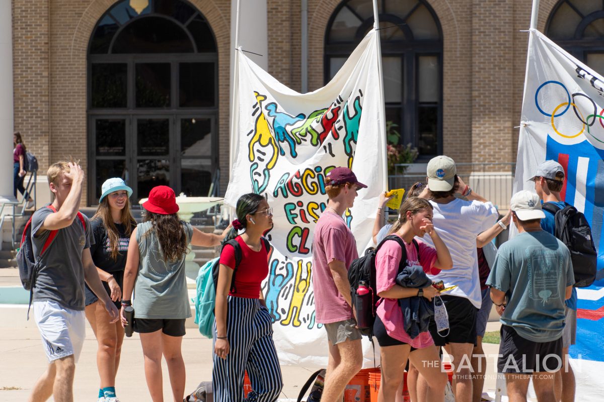 Student organizations gathered outside of Sbisa Dining Hall to promote events and activities happening on campus. 