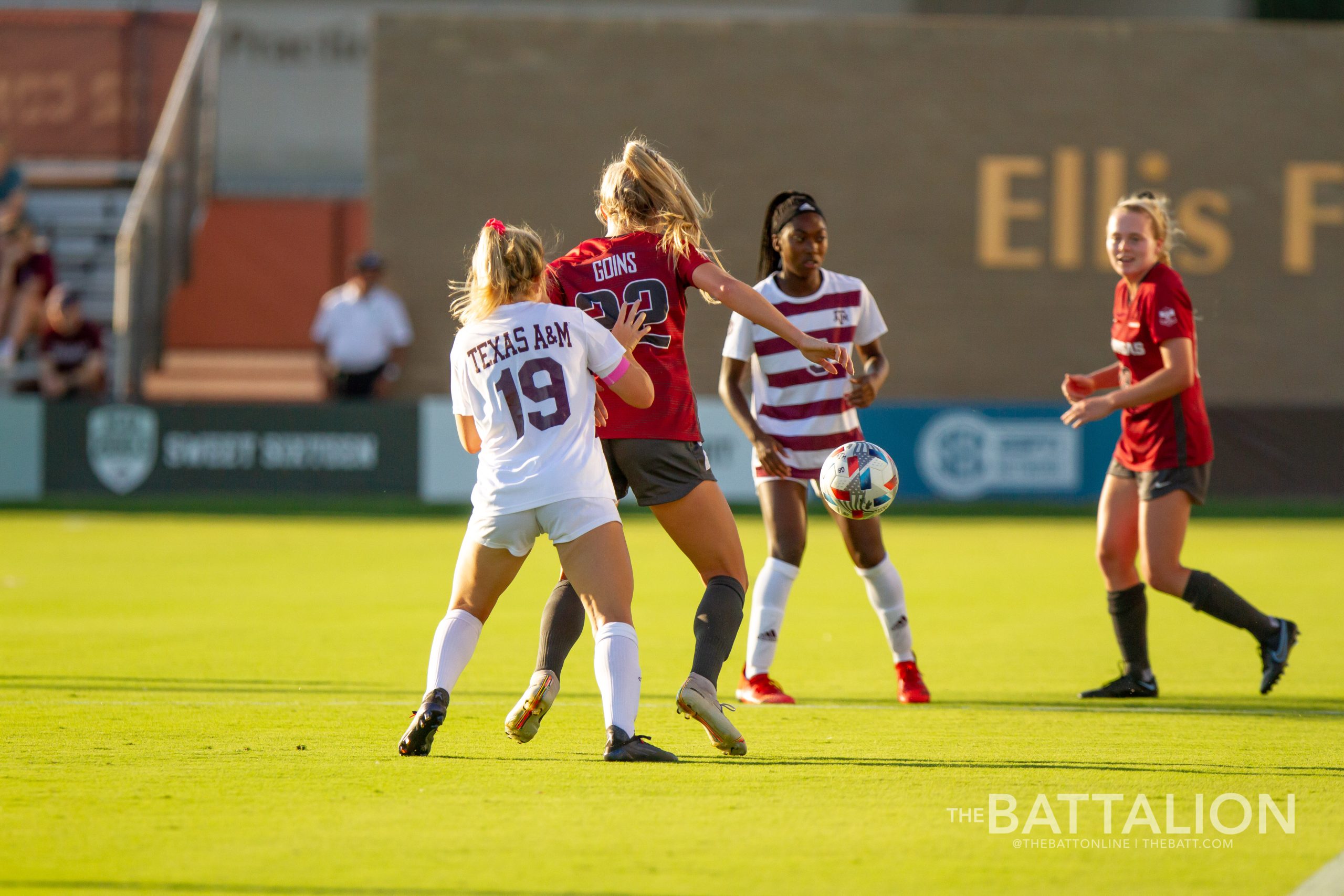 GALLERY%3A+Soccer+vs.+Arkansas