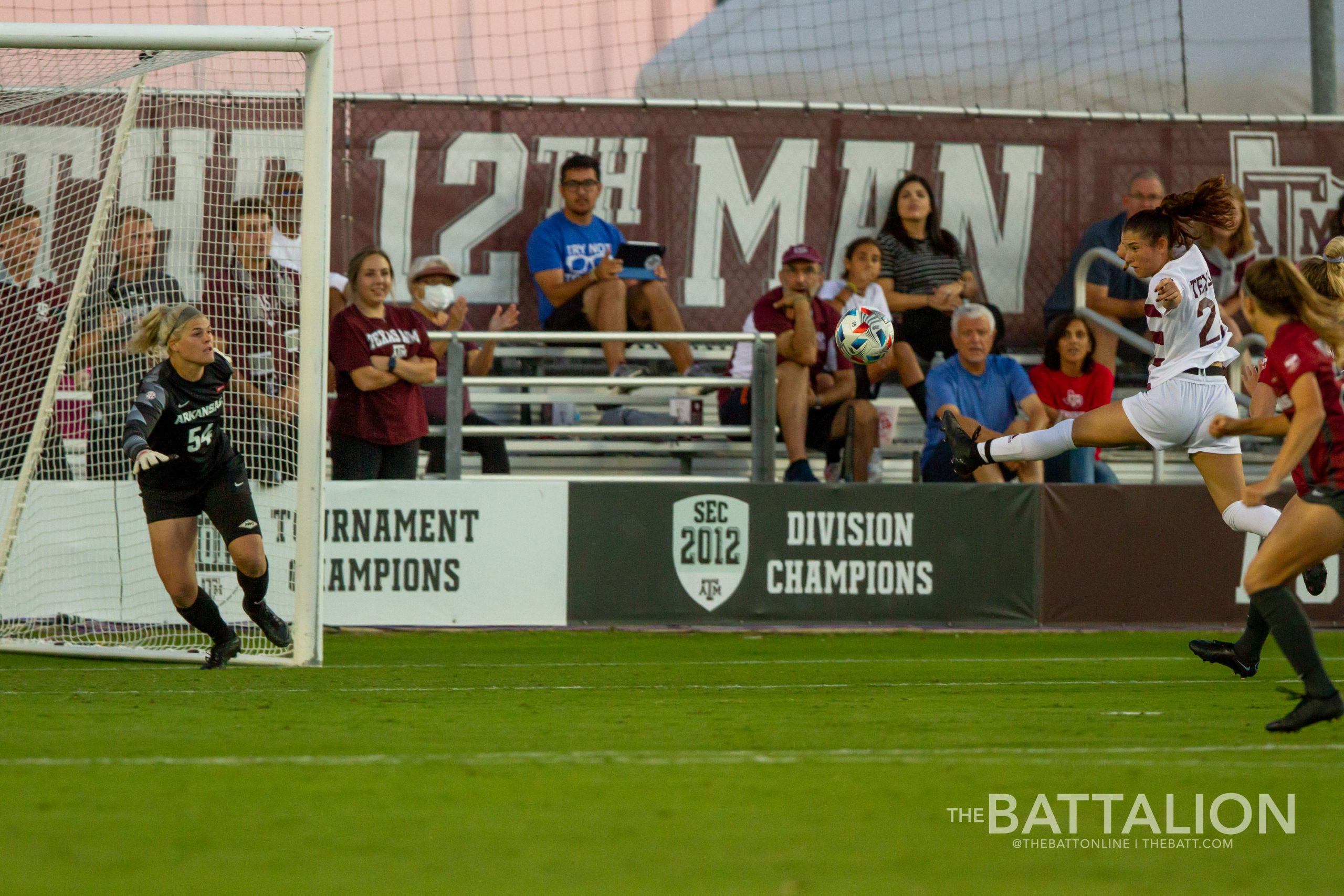 GALLERY%3A+Soccer+vs.+Arkansas