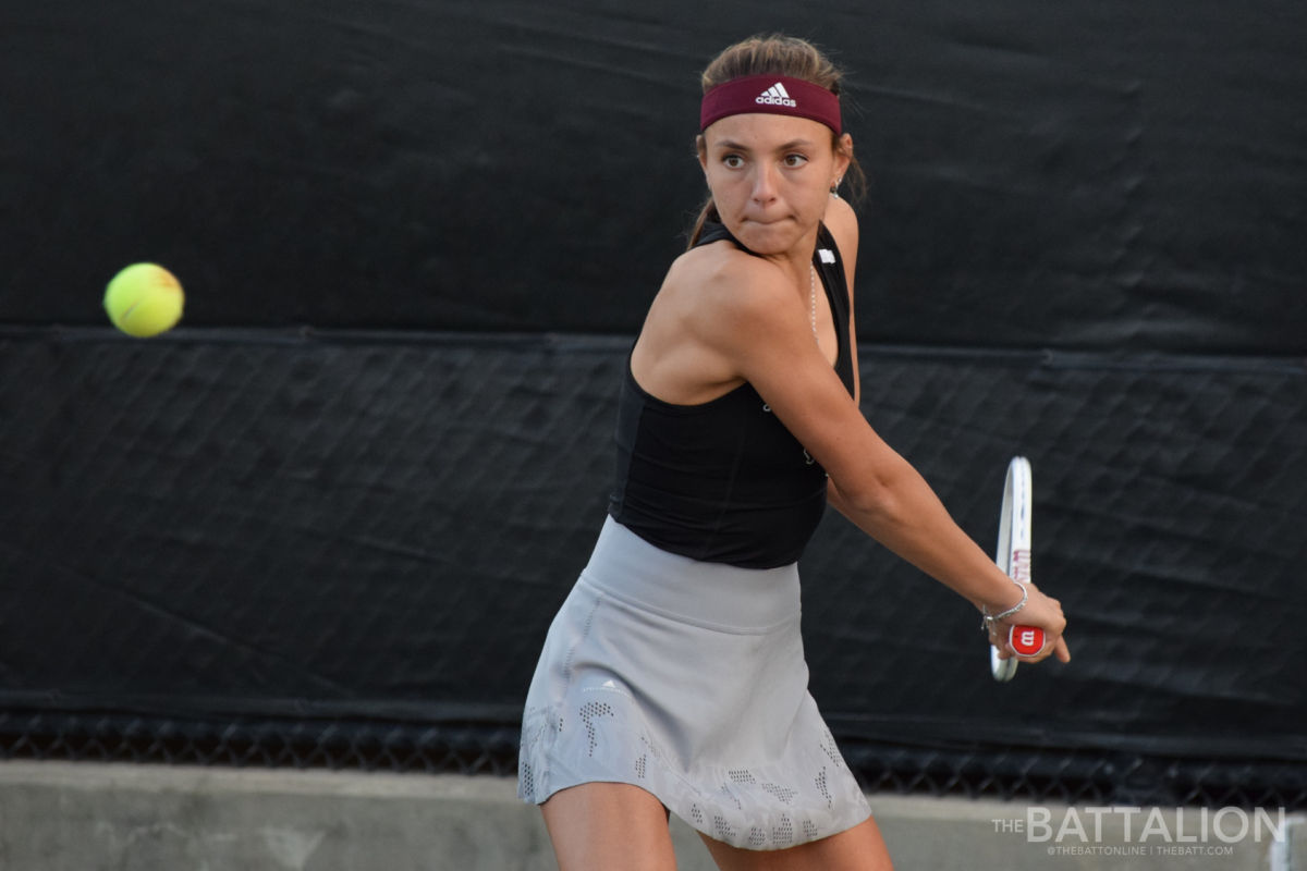Graduate student-athlete Tatiana Makarova played in the All-American doubles quarterfinals with teammate Jayci Goldsmith. The pair is currently ranked No. 3 overall in doubles play. 