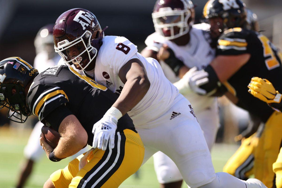 <p>Junior defensive lineman <strong>DeMarvin Leal</strong> sacking Missouri quarterback Connor Bazelak</p>