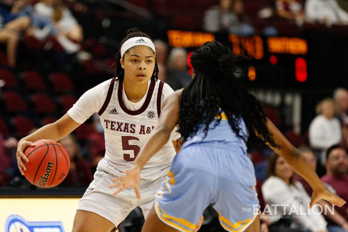 Junior guard Jordan Nixon showed continued success on the court for the Texas A&amp;M women's basketball team on Saturday, Nov. 27 in the final game of the Paradise Jam tournament. Nixon recorded a total of 25 points in the game against Northwestern to help the Aggies to a 77-68 win over the Wildcats.&#160;