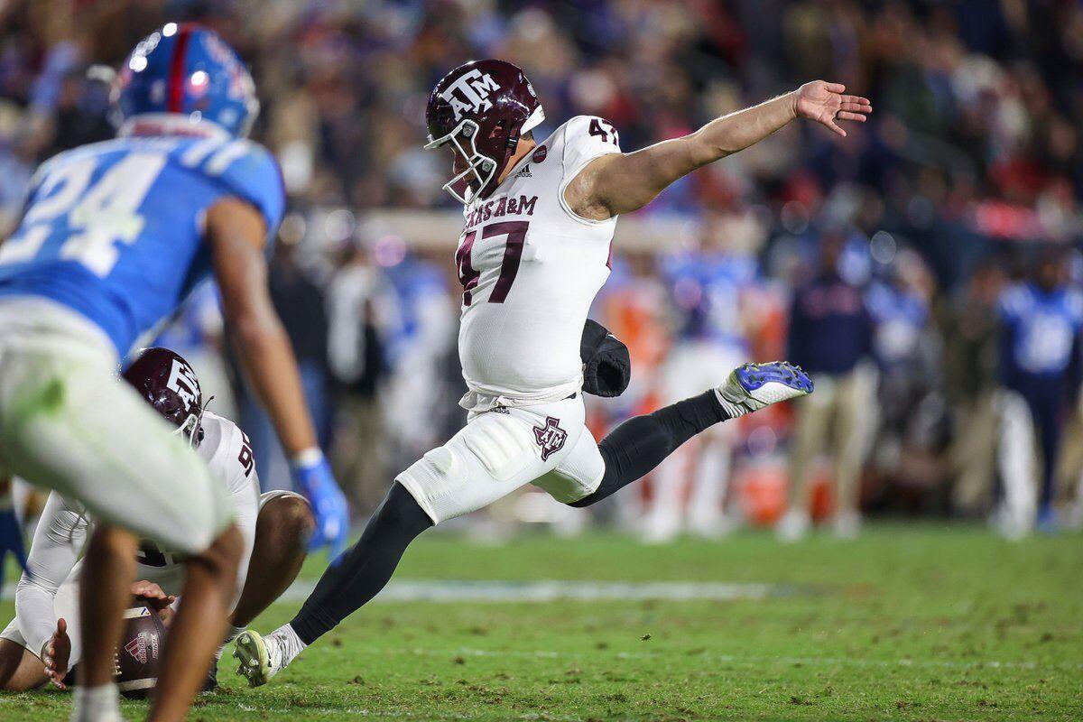 Senior placekicker Seth Small kicked a 43-yard field goal for the Aggies in the fourth quarter, bringing the score to 13-15 in favor of Ole Miss, but cutting the lead by two points. 