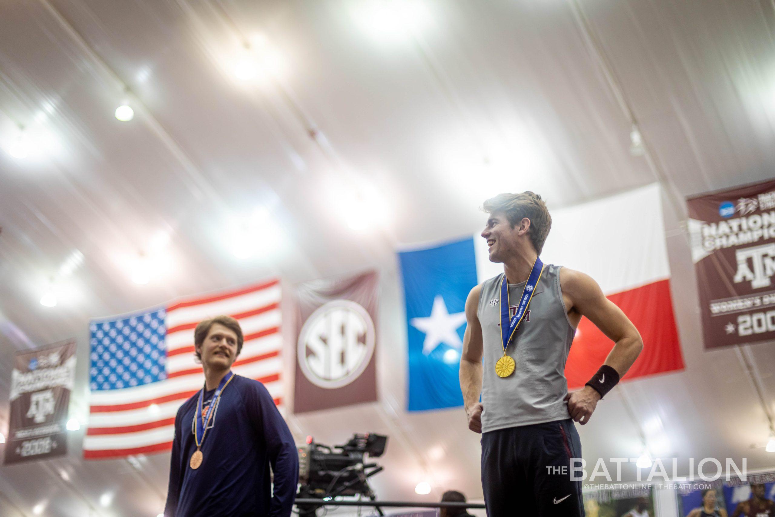 Records, near-records but no team titles in SEC Indoor