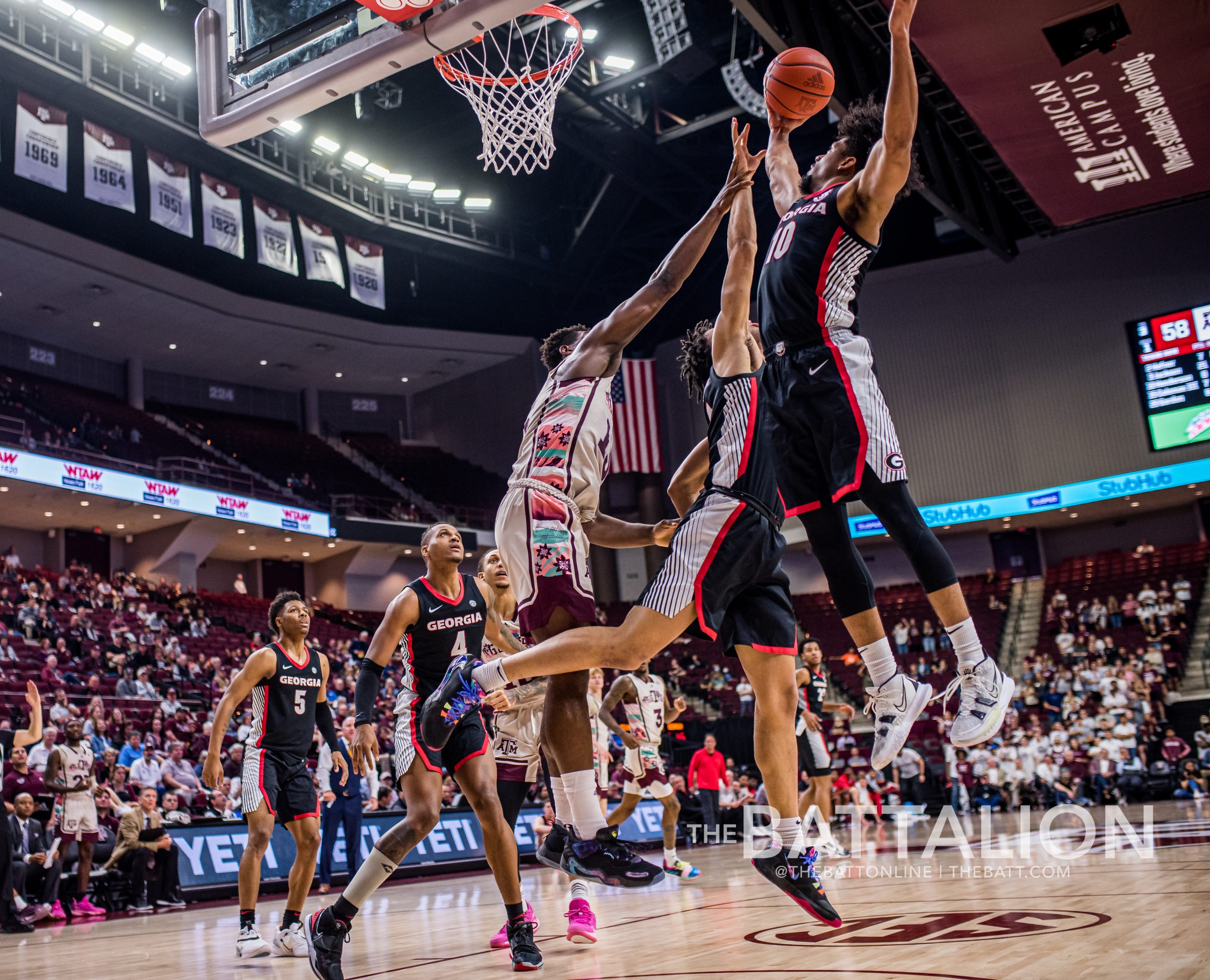 GALLERY: Men's Basketball vs. Georgia