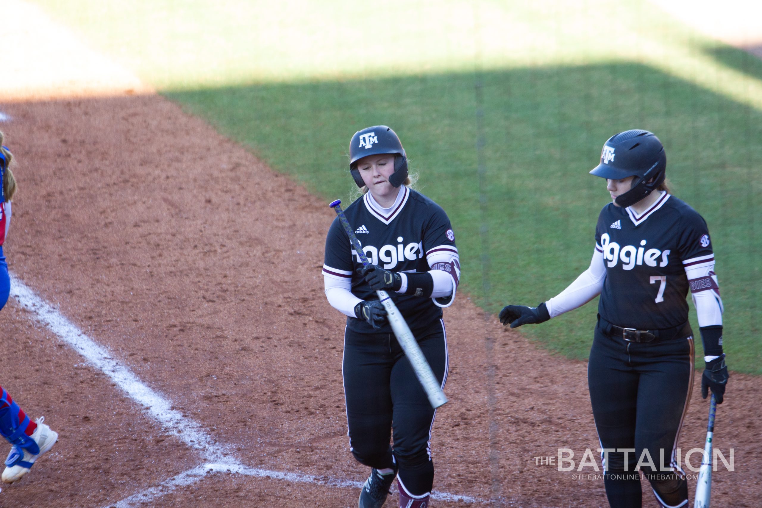 GALLERY: Softball vs. Kansas