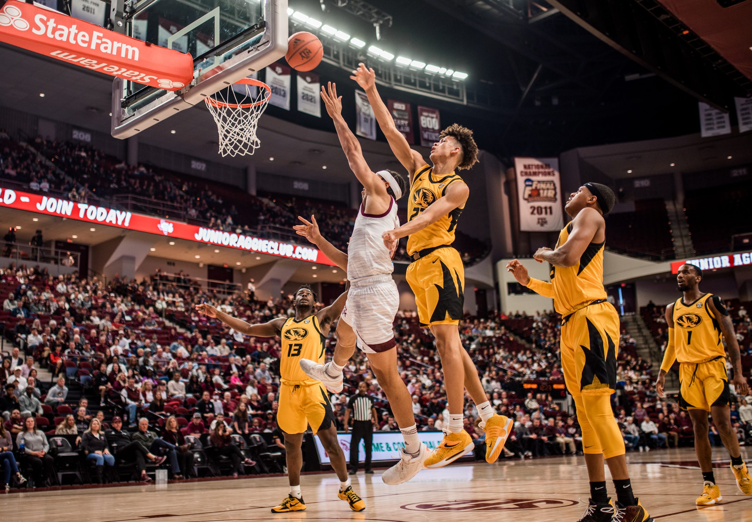 GALLERY: Men's Basketball vs. Missouri