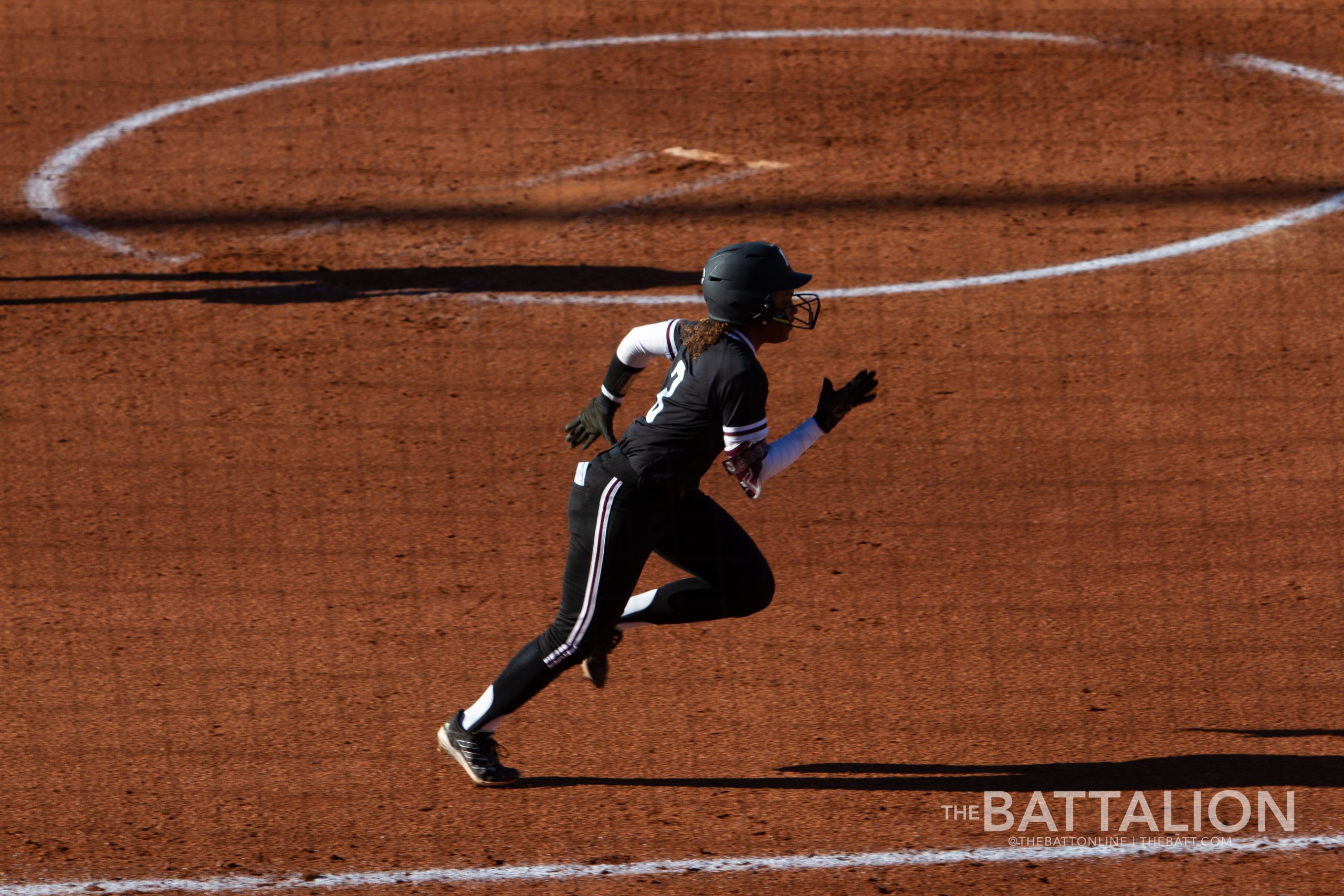 GALLERY: Softball vs. Kansas