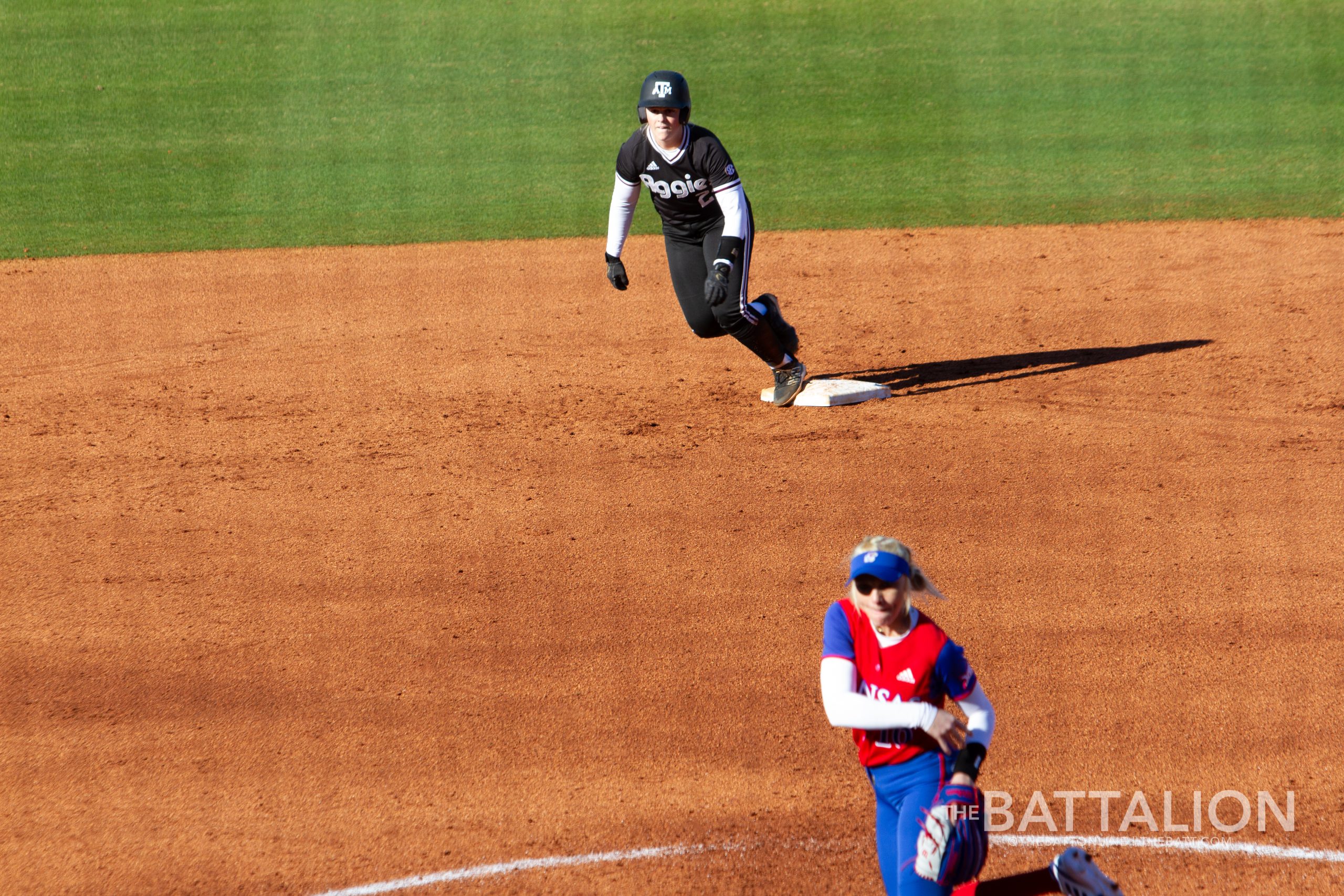 GALLERY: Softball vs. Kansas