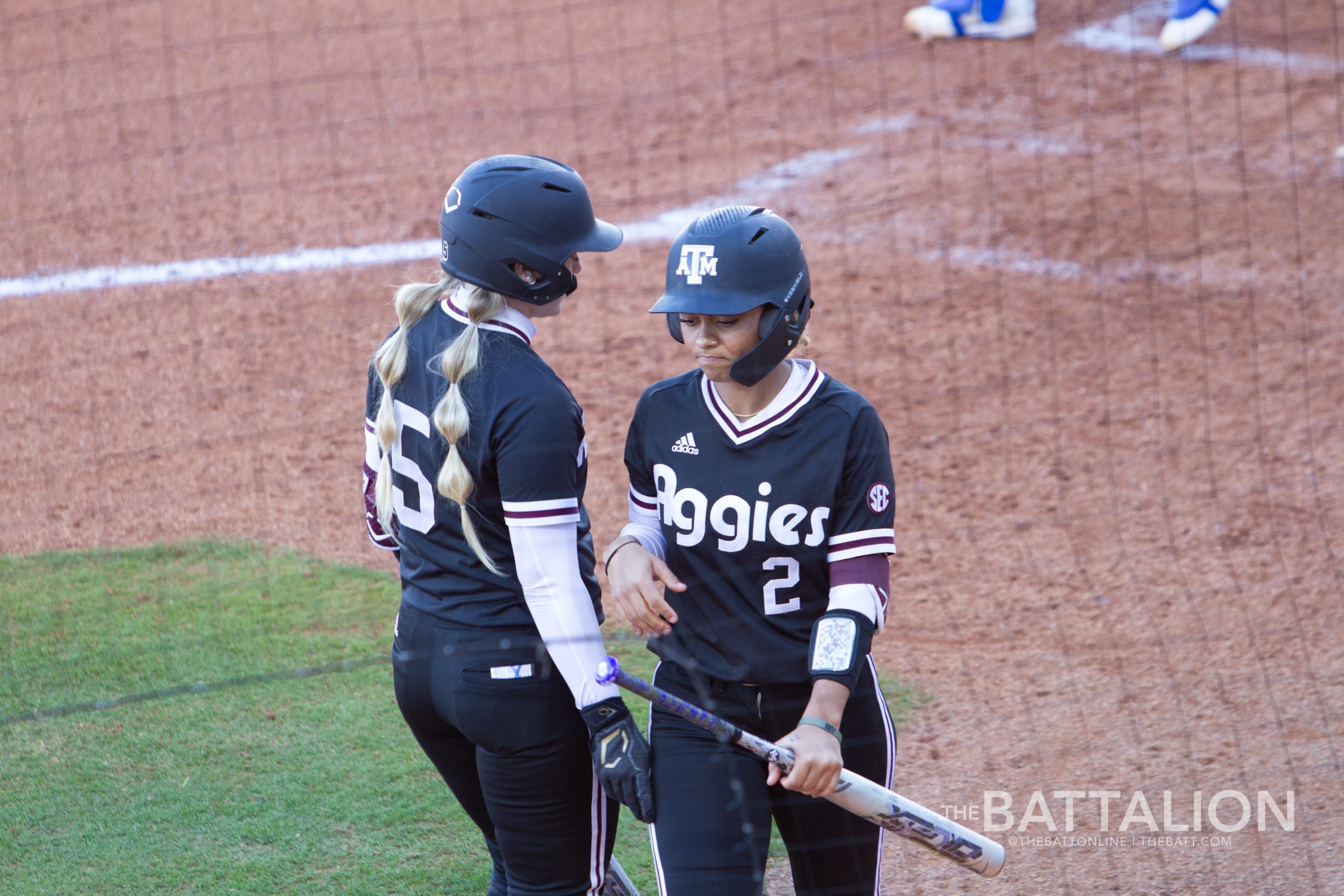 GALLERY: Softball vs. Kansas