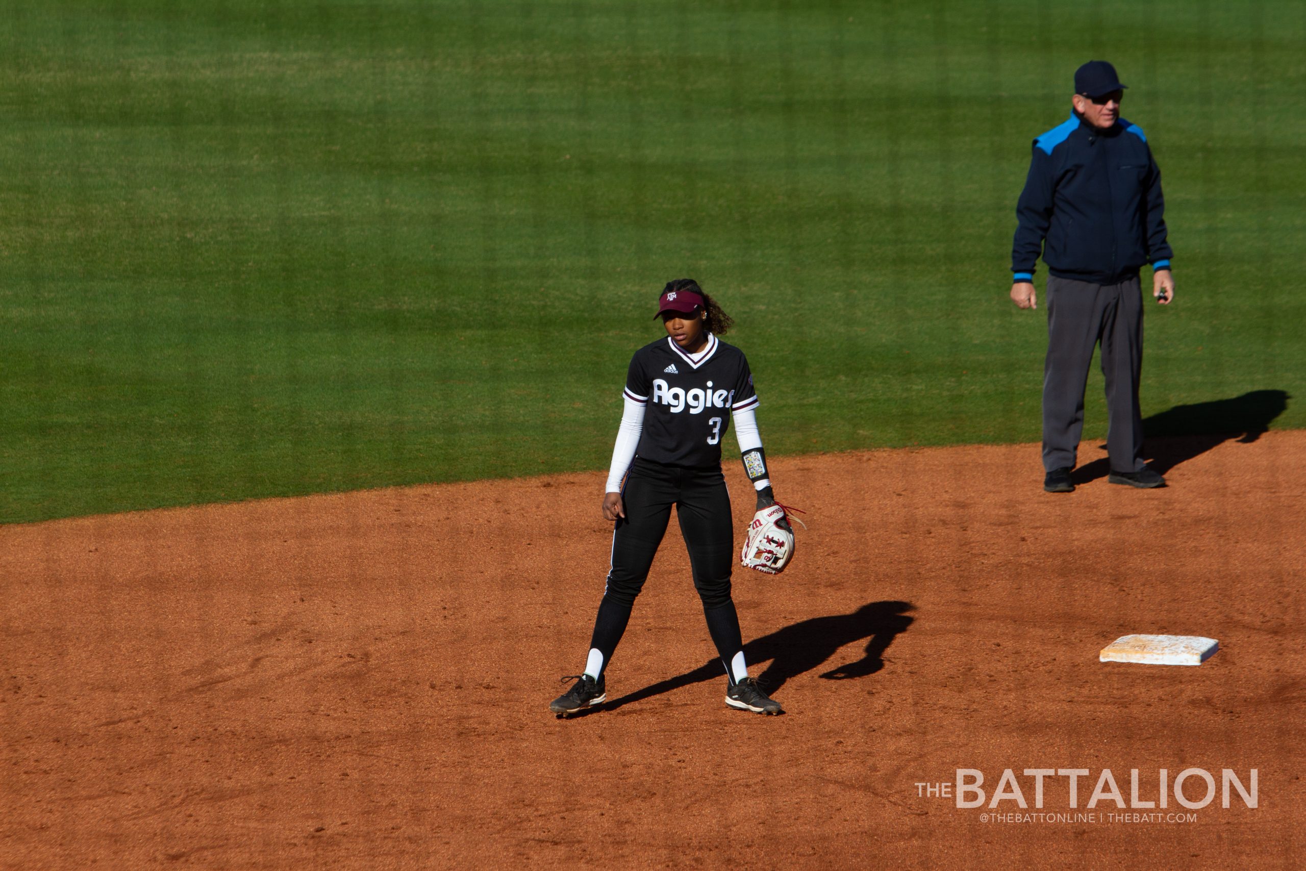 GALLERY: Softball vs. Kansas